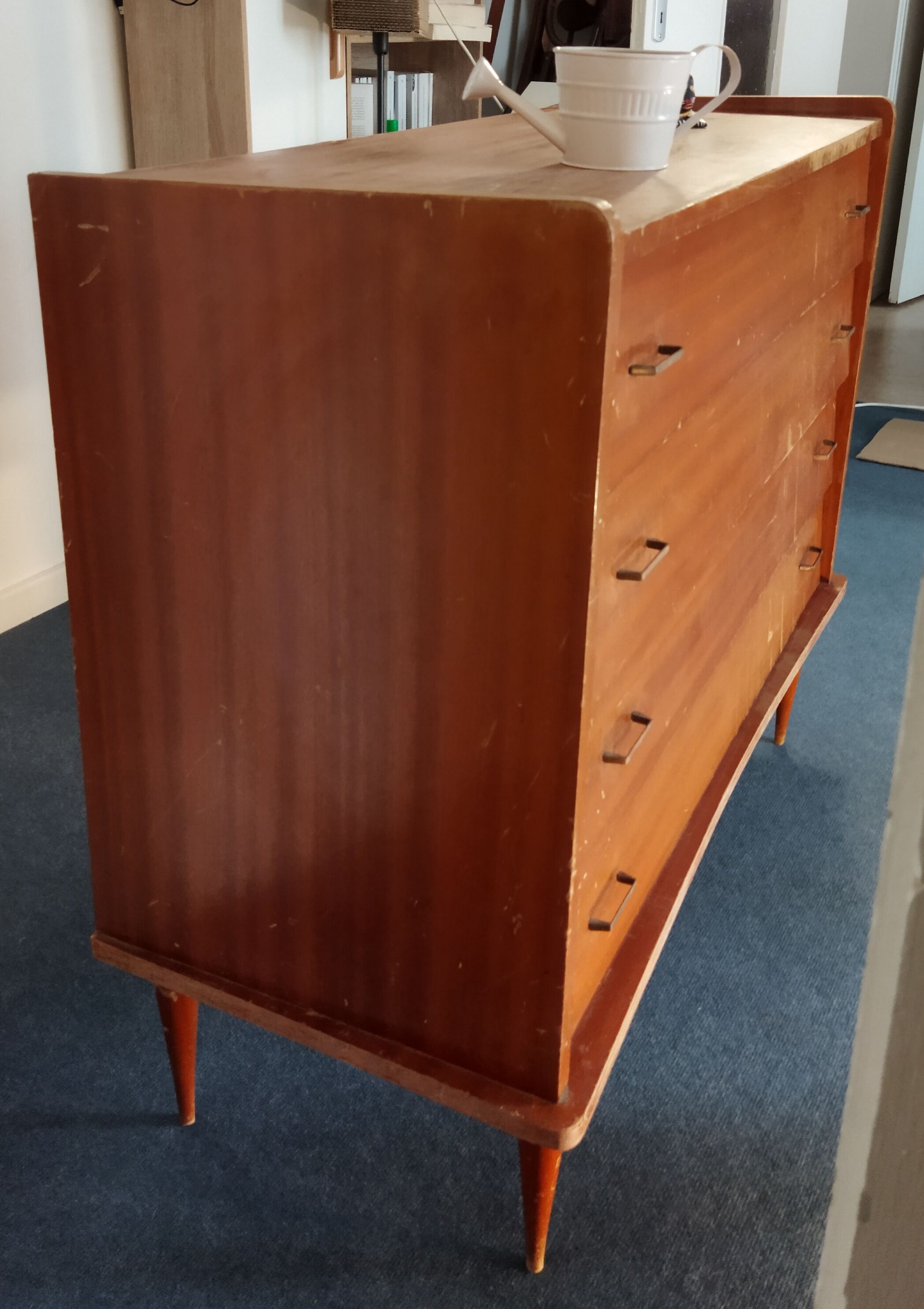 Vintage dresser