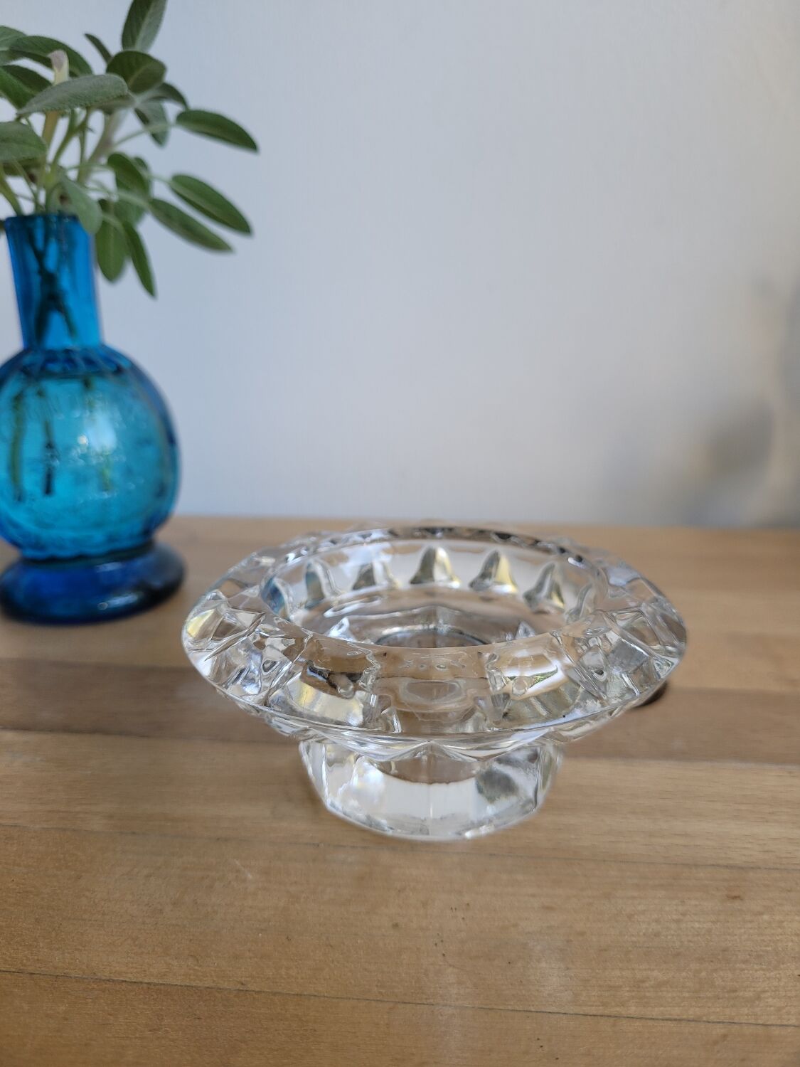 Luminarc molded glass candle holder