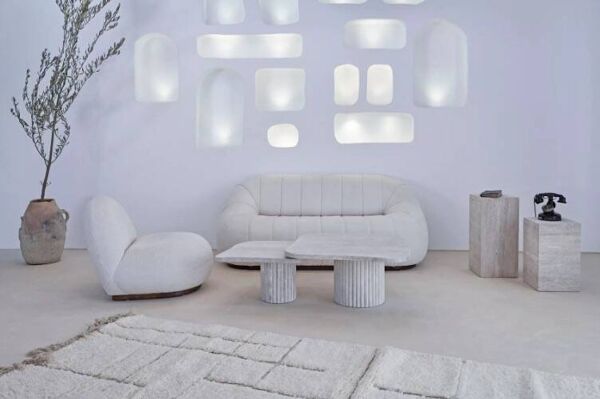 Tables basses gigognes irrégulières Athena en travertin naturel