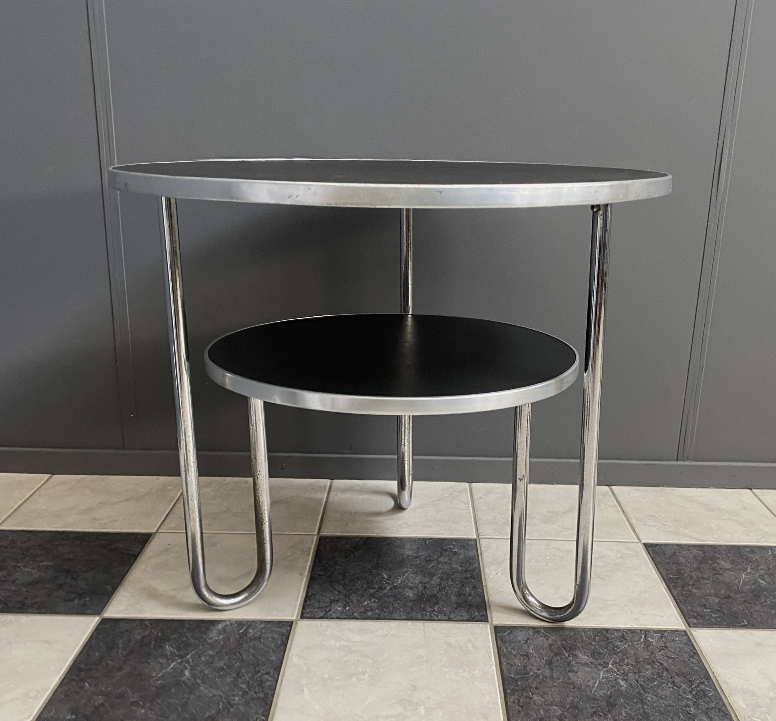 Round 2 tier Mauser Werke Bauhaus coffee table