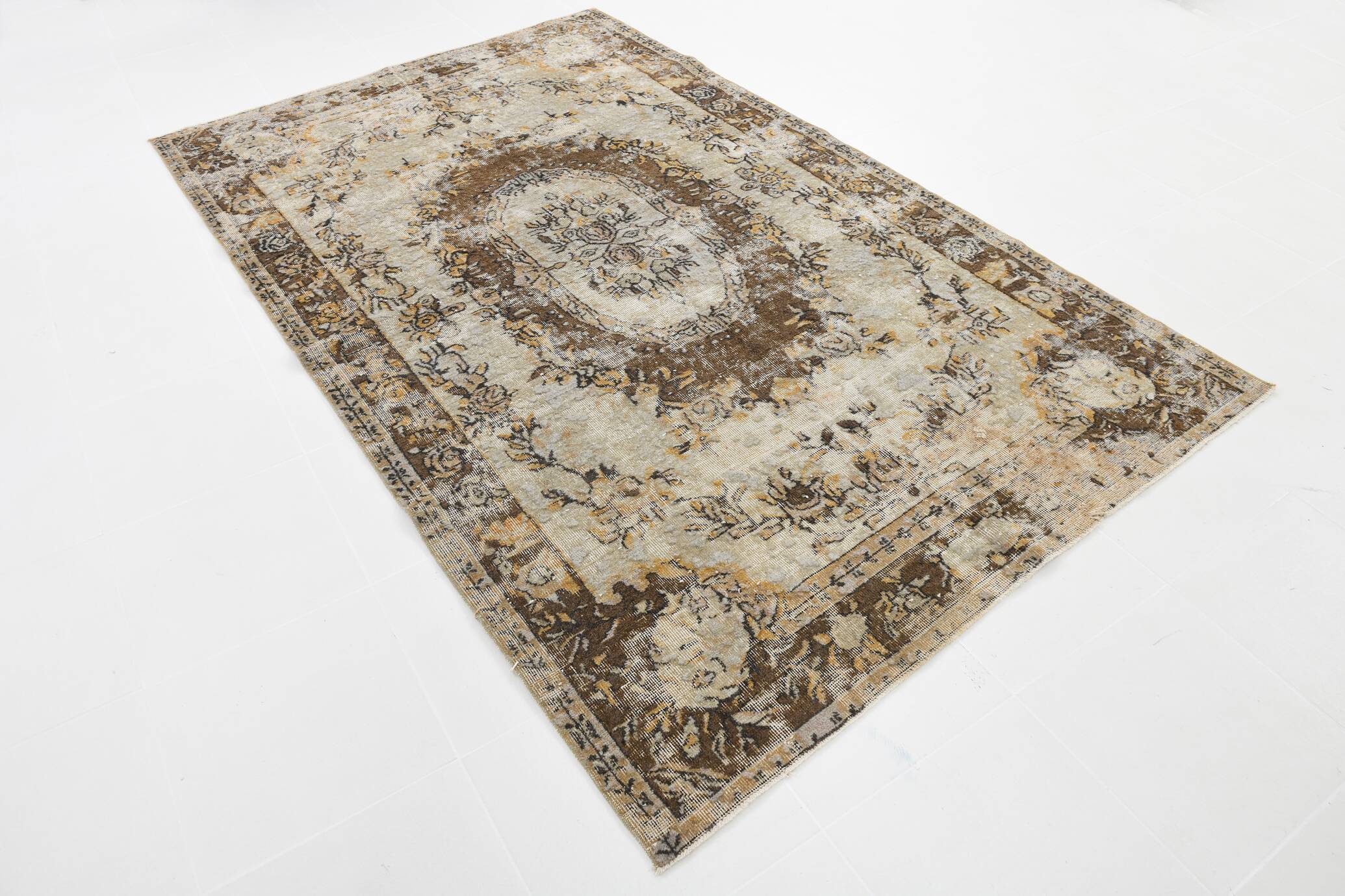 Brown & Cream Classic Persian Rug, 172x278Cm