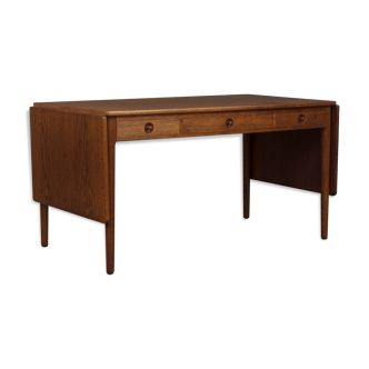 Bureau de Hans Wegner ET305