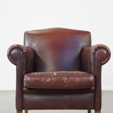 Cleanly finished sheepskin armchair made of sheepskin