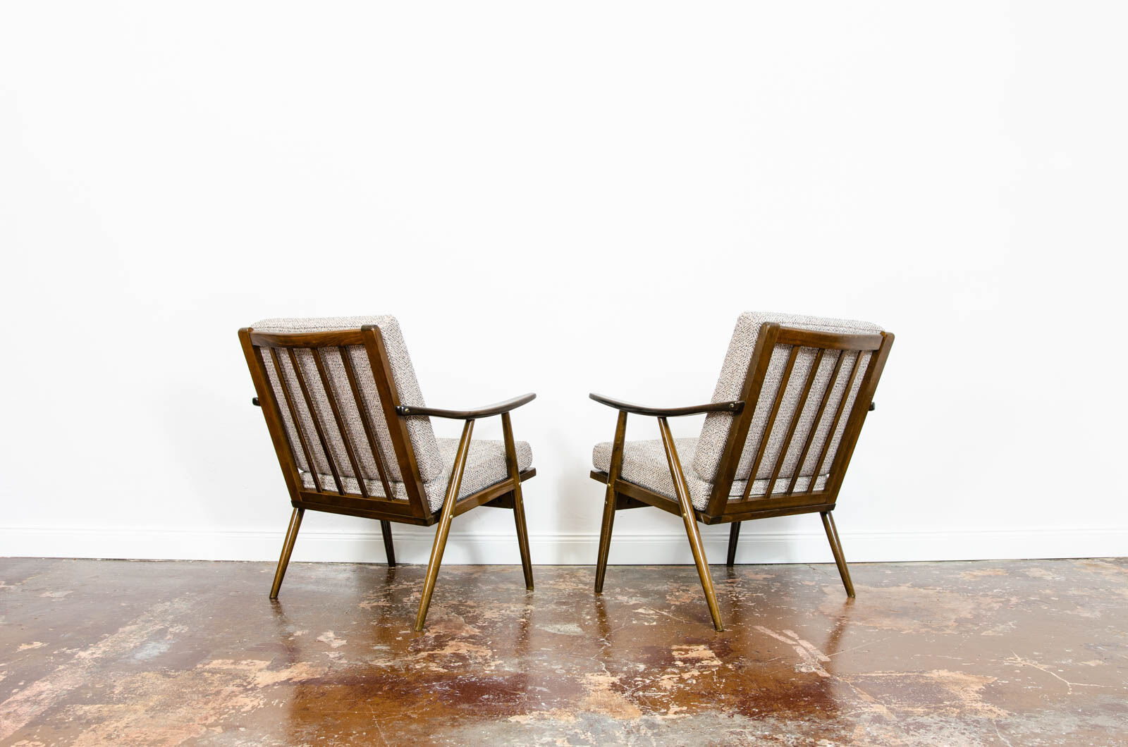 Paire de fauteuils du milieu du siècle années 1960