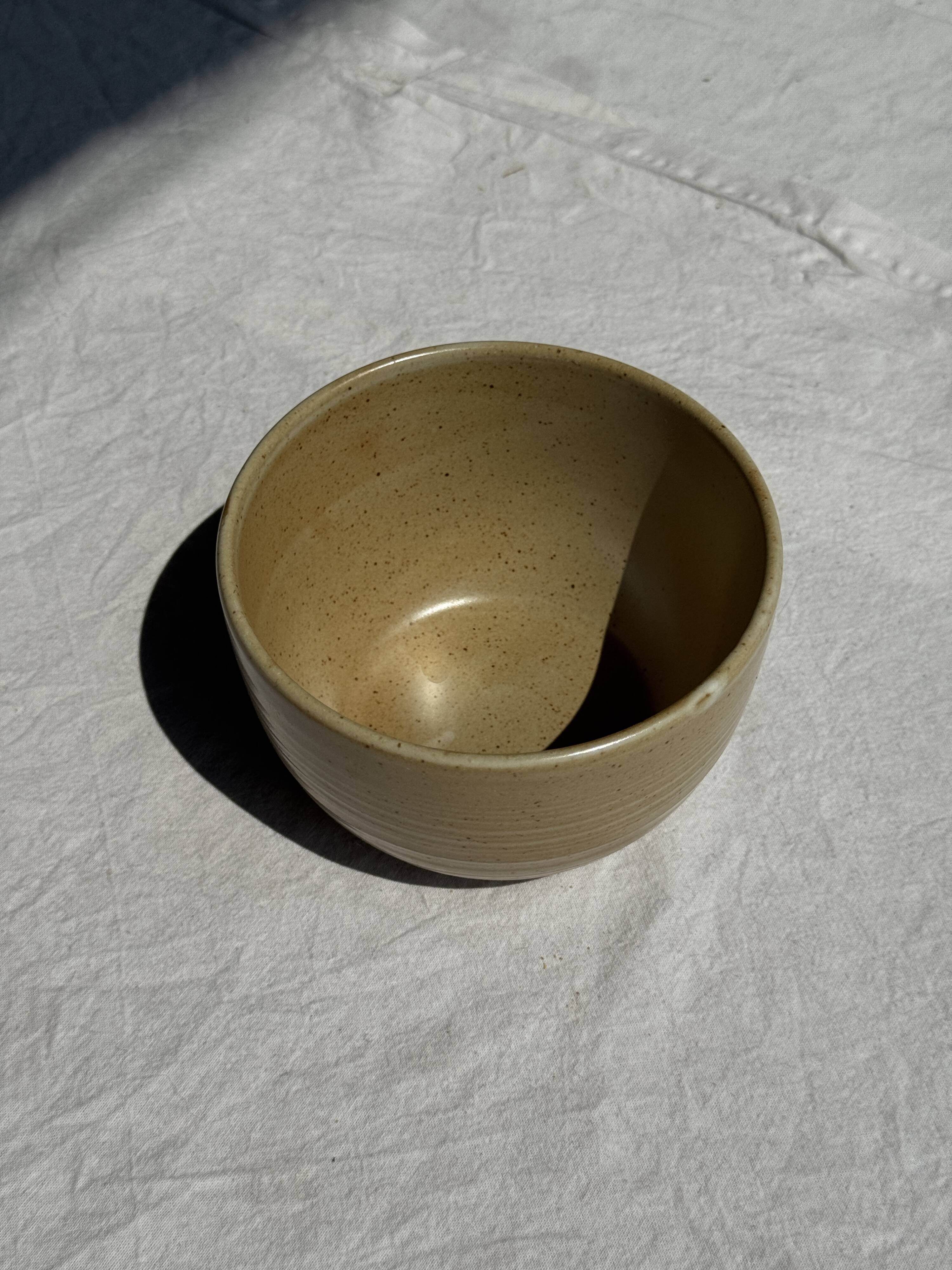 A small tall beige bowl CNP Grès Village France vintage D12