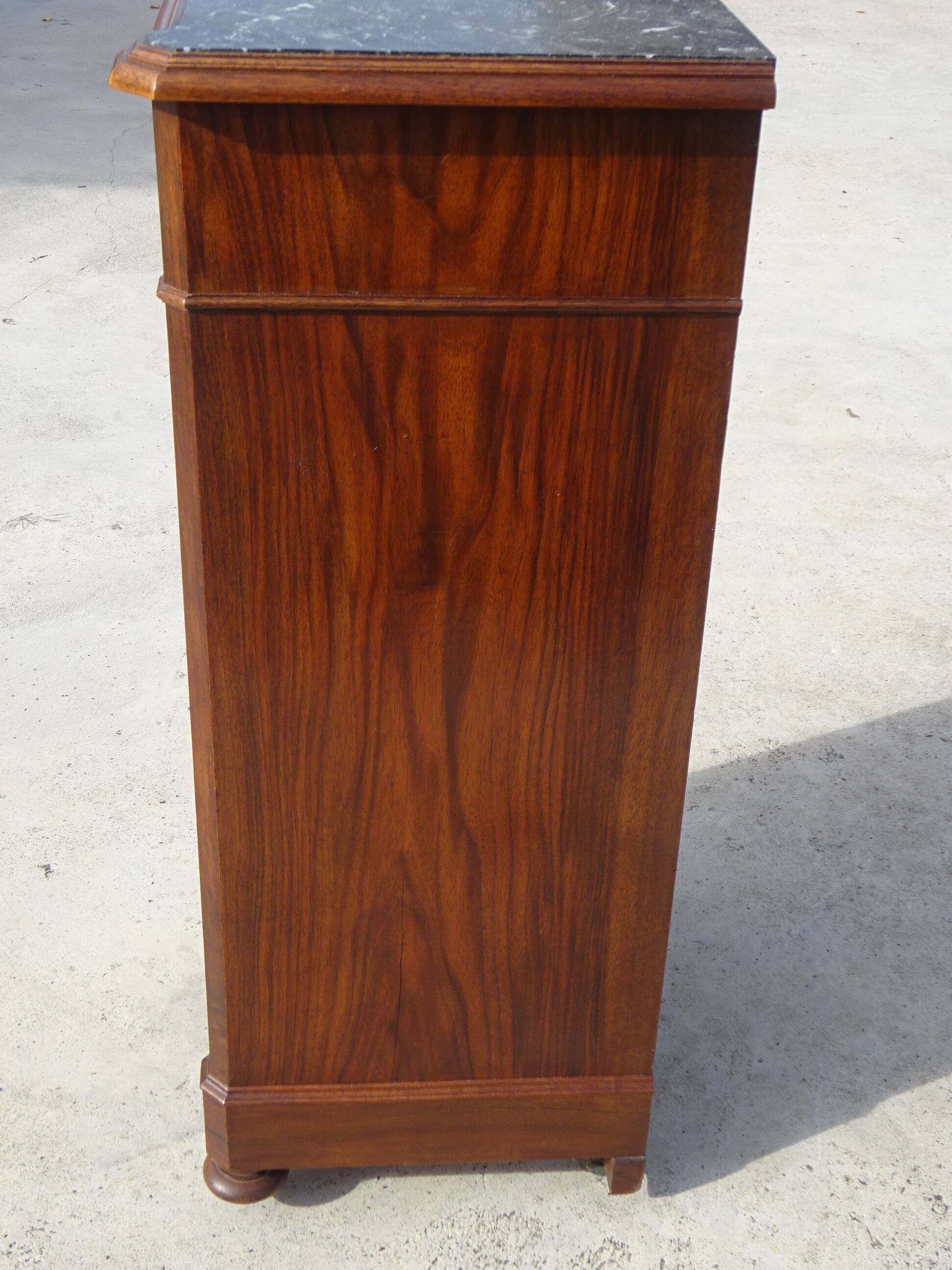 Nightstand with false drawers in walnut and marble, Louis Philippe