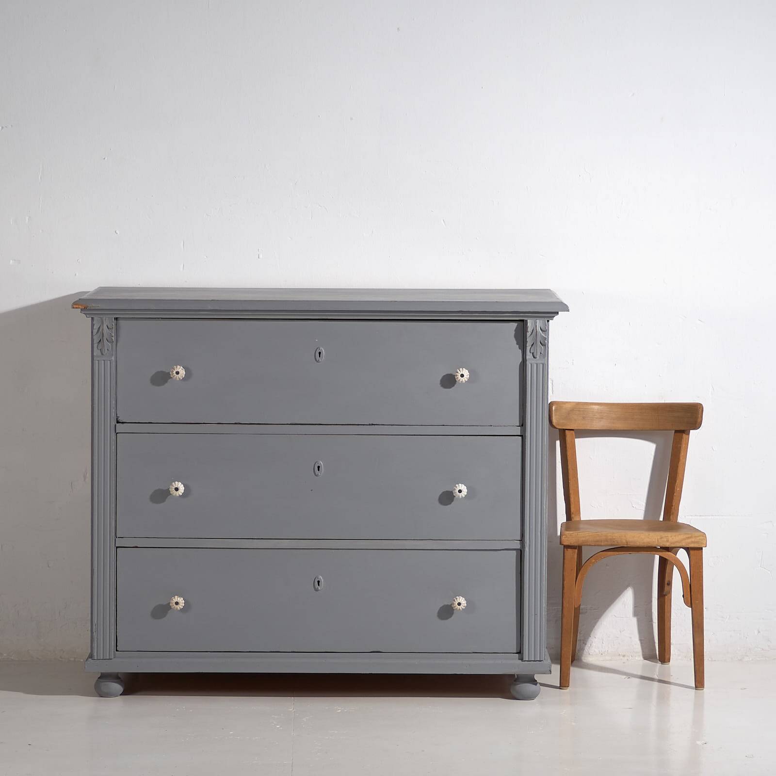 Antique grey chest of drawers (c.1920) #19