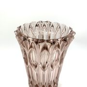 Vase en cristal rose, République tchèque, années 1950