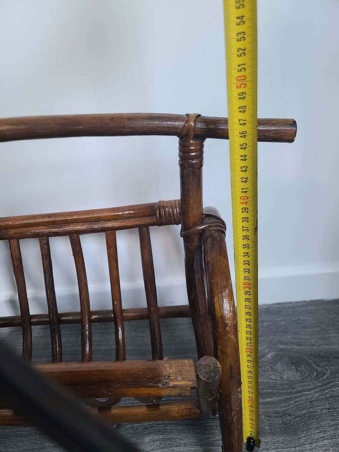 Bamboo magazine rack