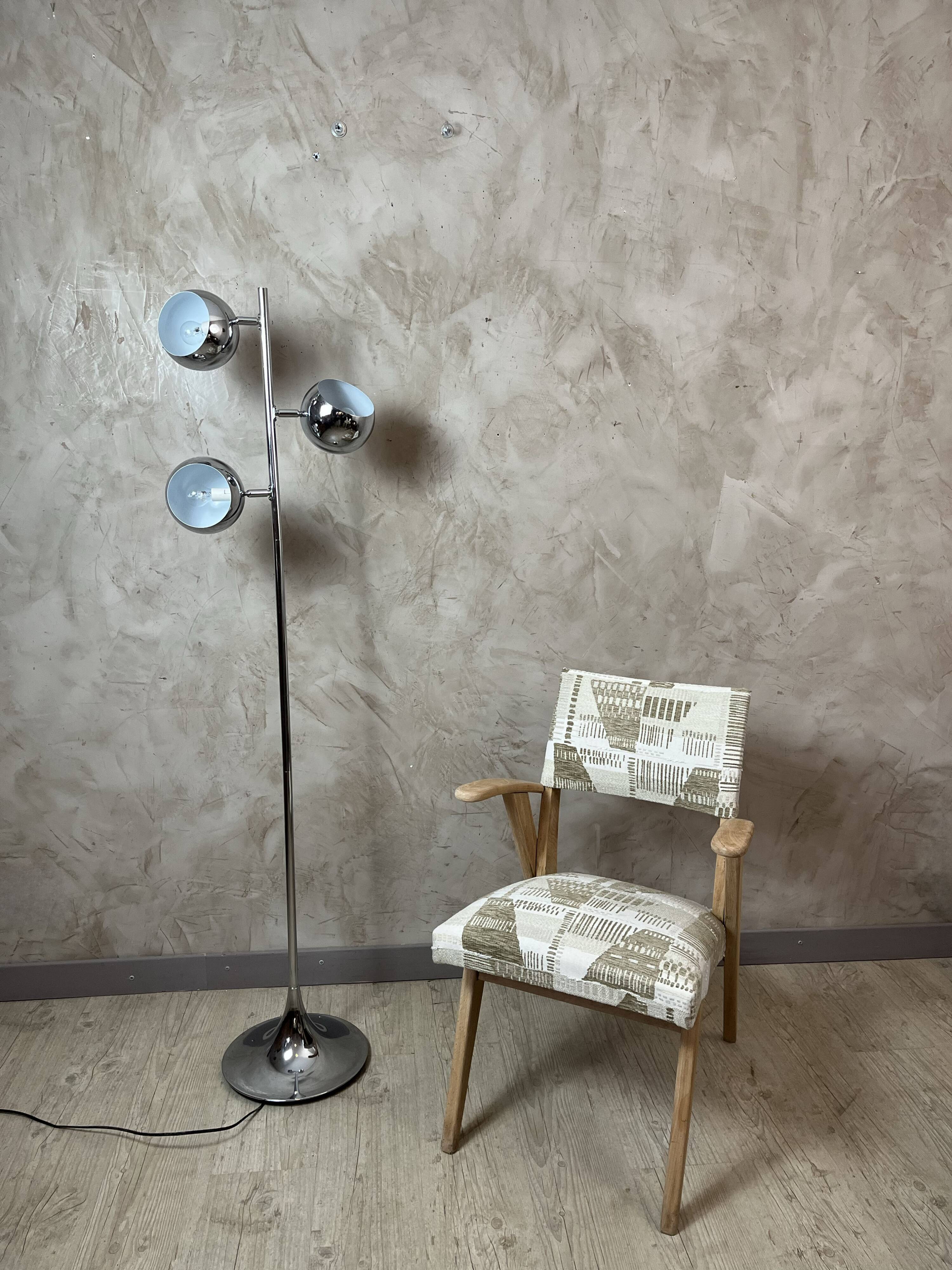 Vintage chrome metal floor lamp