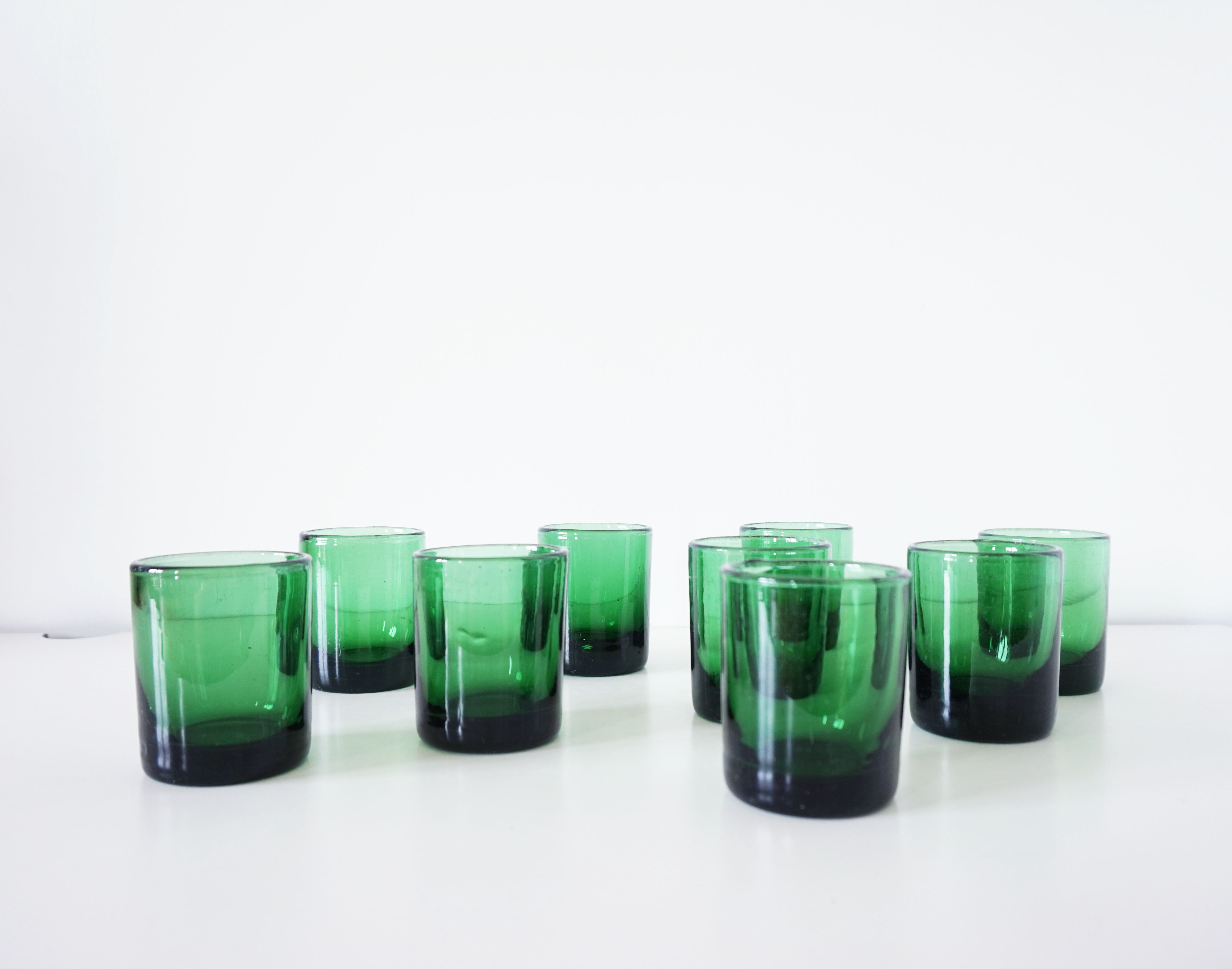 Lot de 9 verres à eau en verre soufflé vert