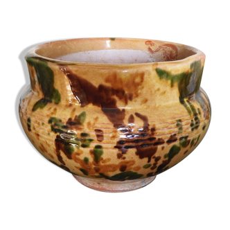 Provencal terracotta pot cover