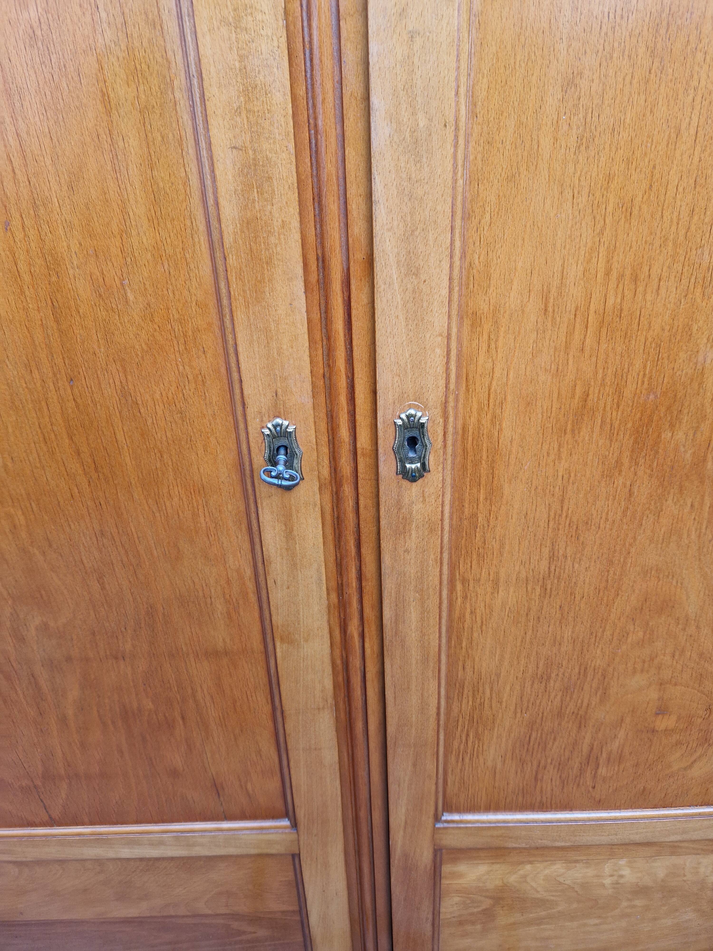 Armoire 1960 circa