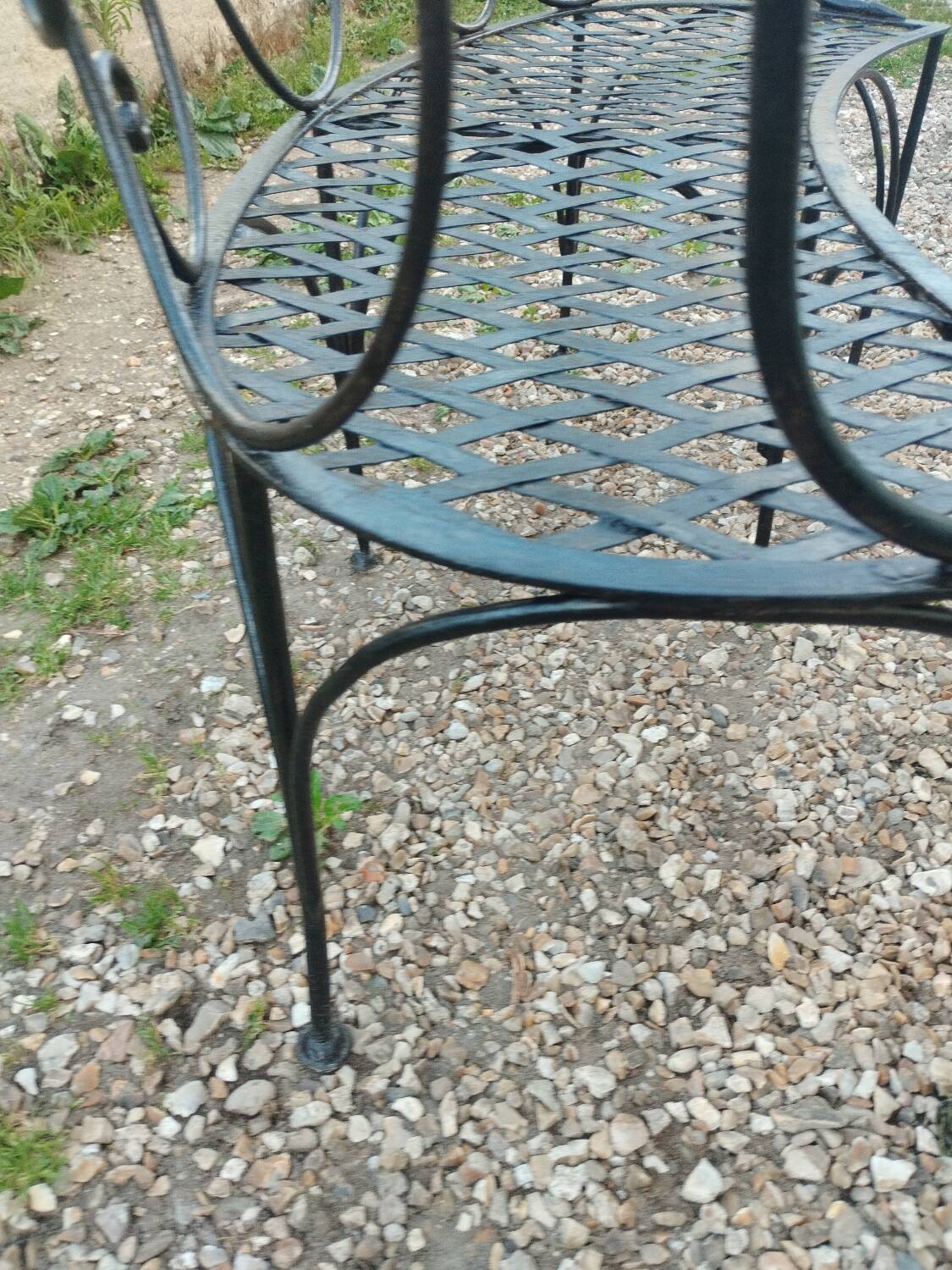 Banc de jardin en fer ancien