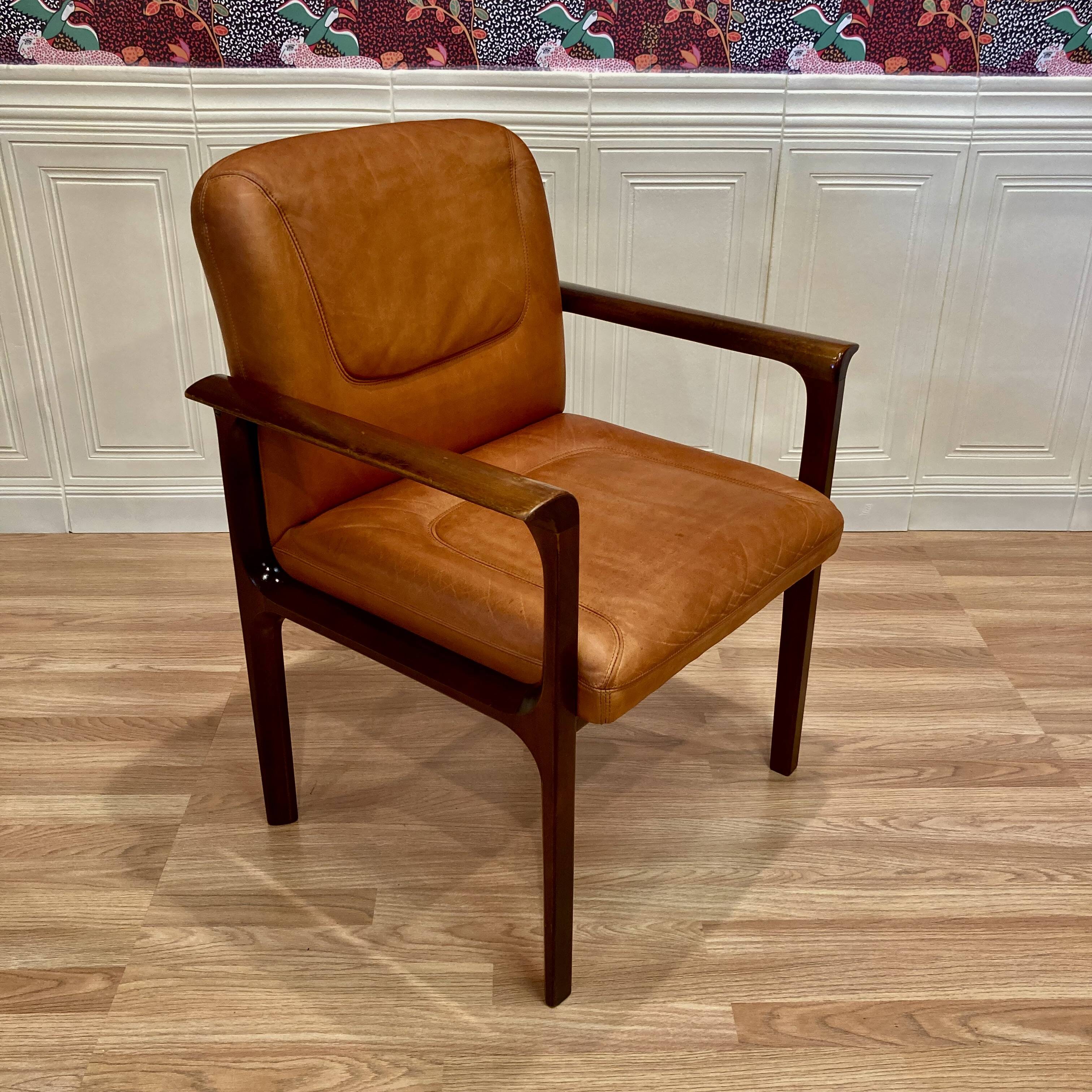 Set of 5 leather chairs "1960 design".