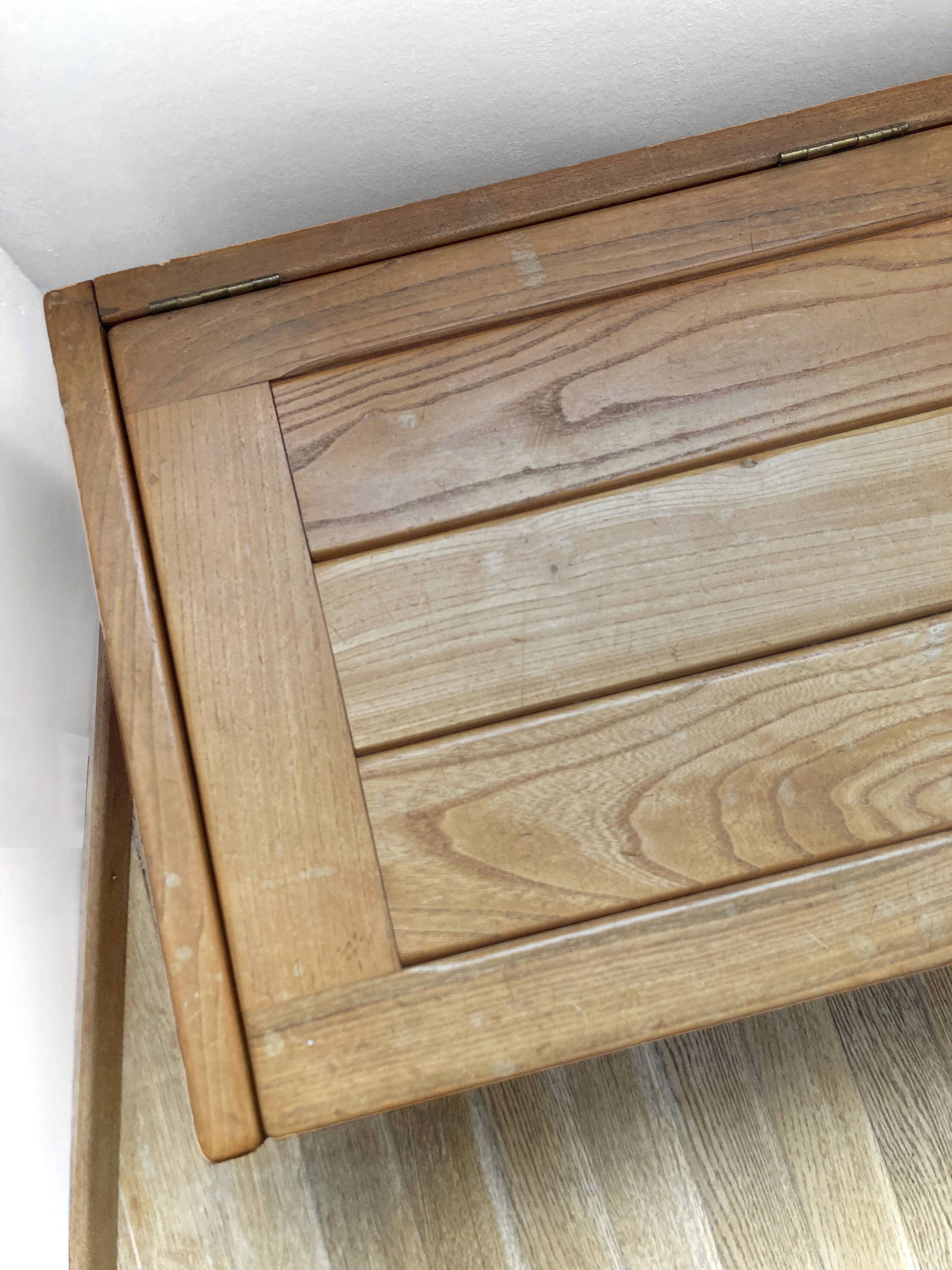 Regain chest in solid elm 1970