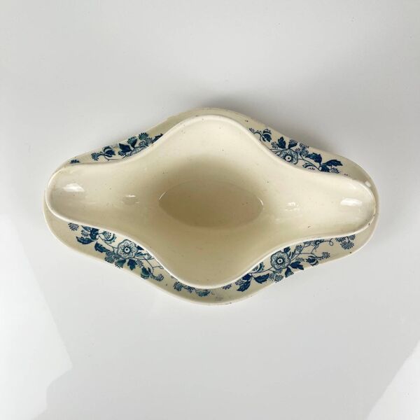 Saucière Longwy fin XIXe ''Ycho'' , terre de fer bleu