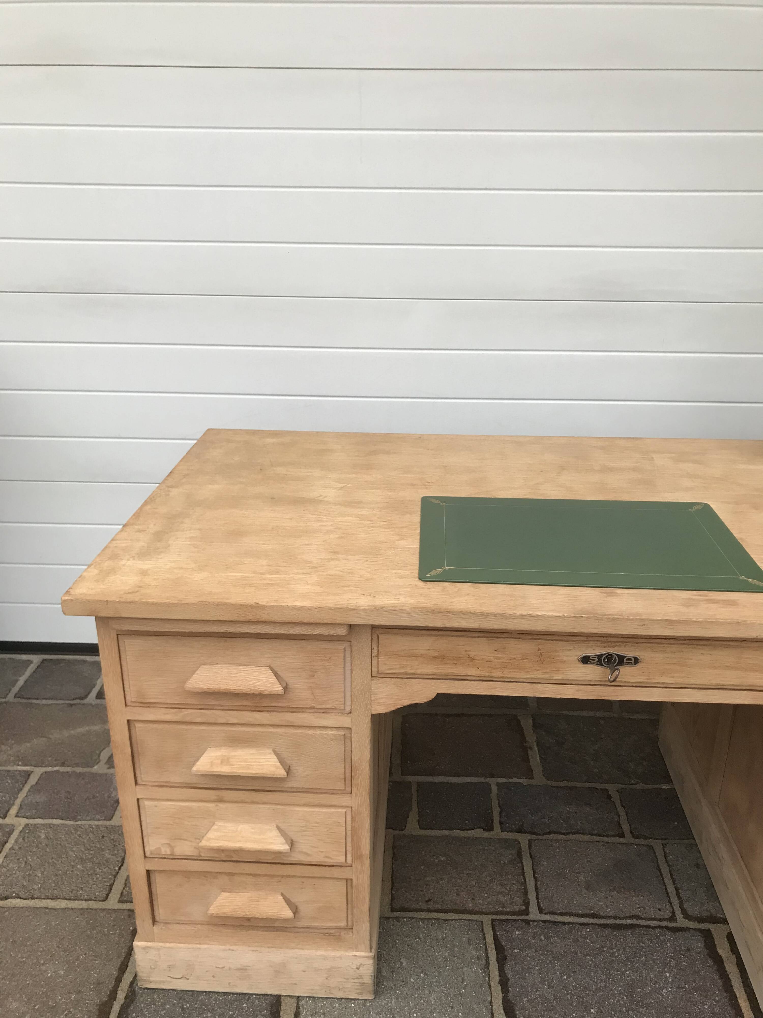 Office of "Minister"