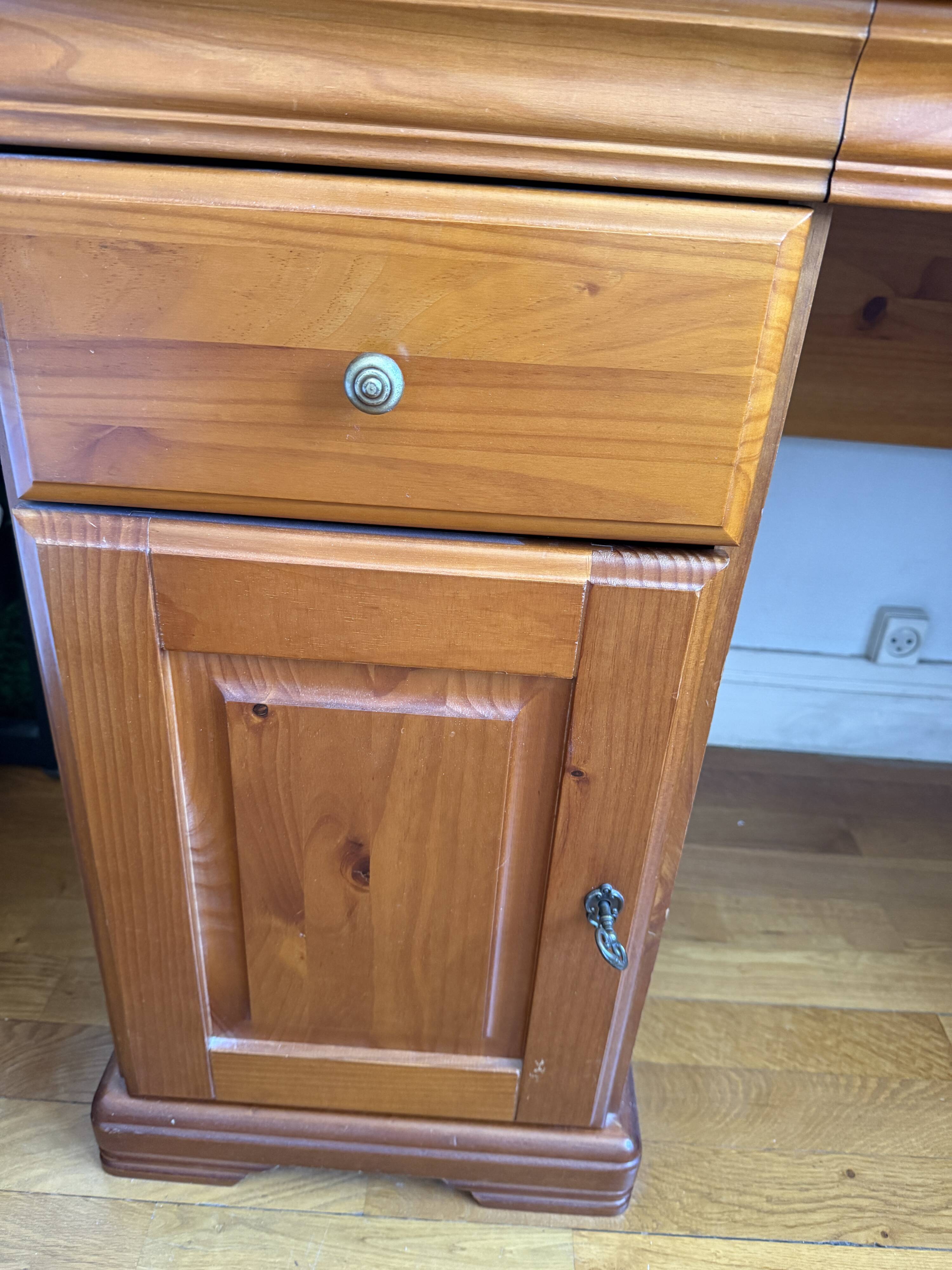 Bureau vintage en bois