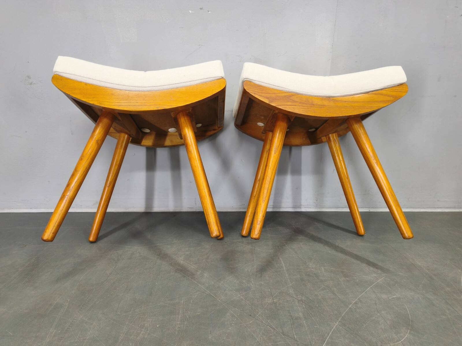 Pair of Mid-Century Maple Wood Stools, 1960, Czechoslovakia