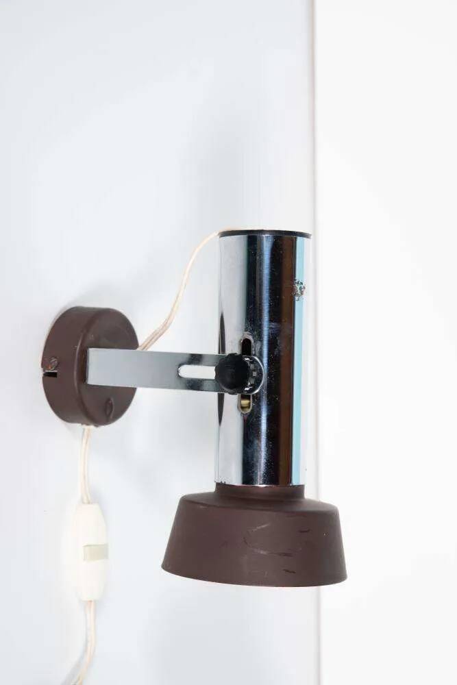 Vintage 1960s design wall/ceiling light, space age chrome.