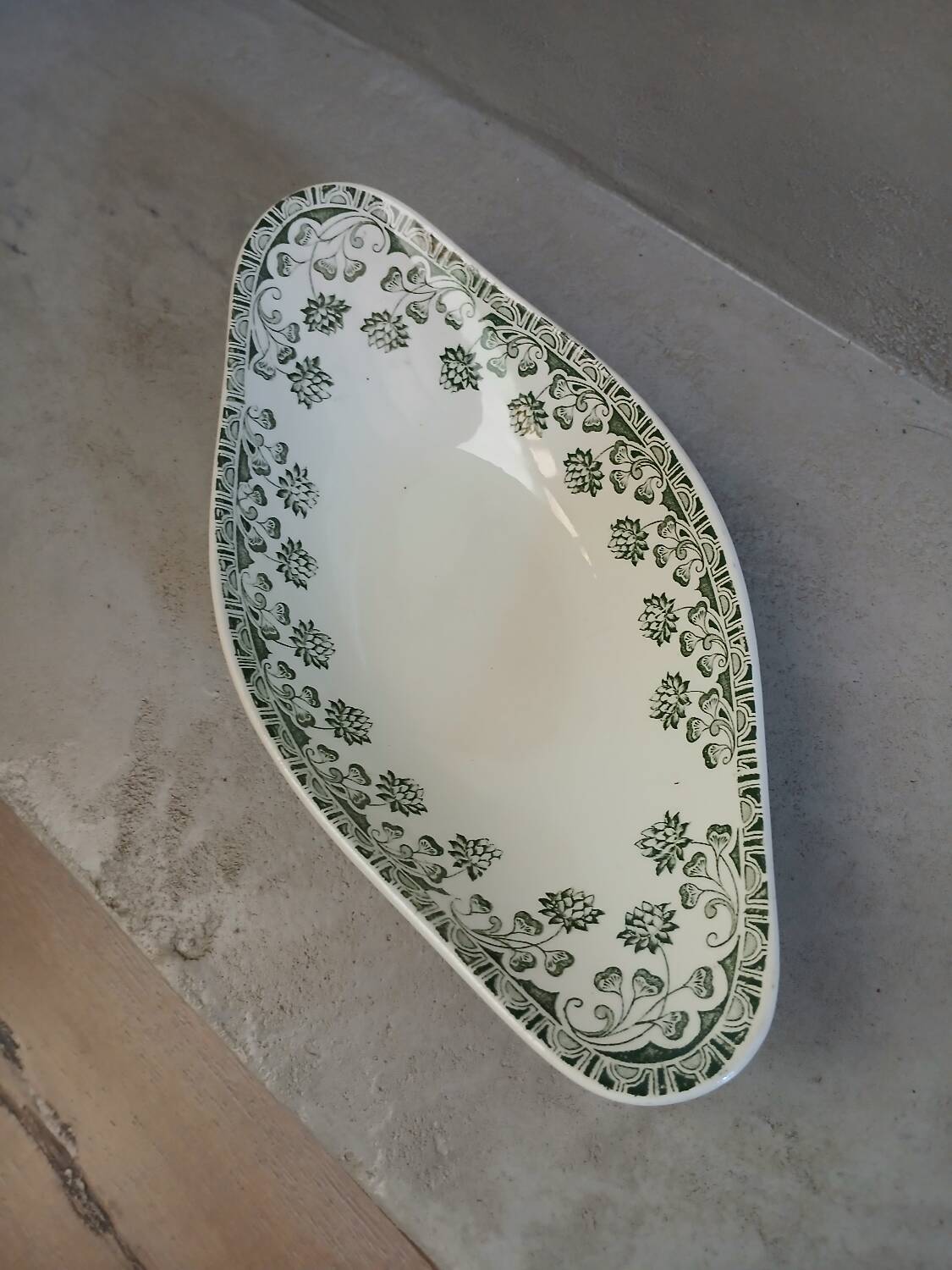 Old Iron Earth Dish