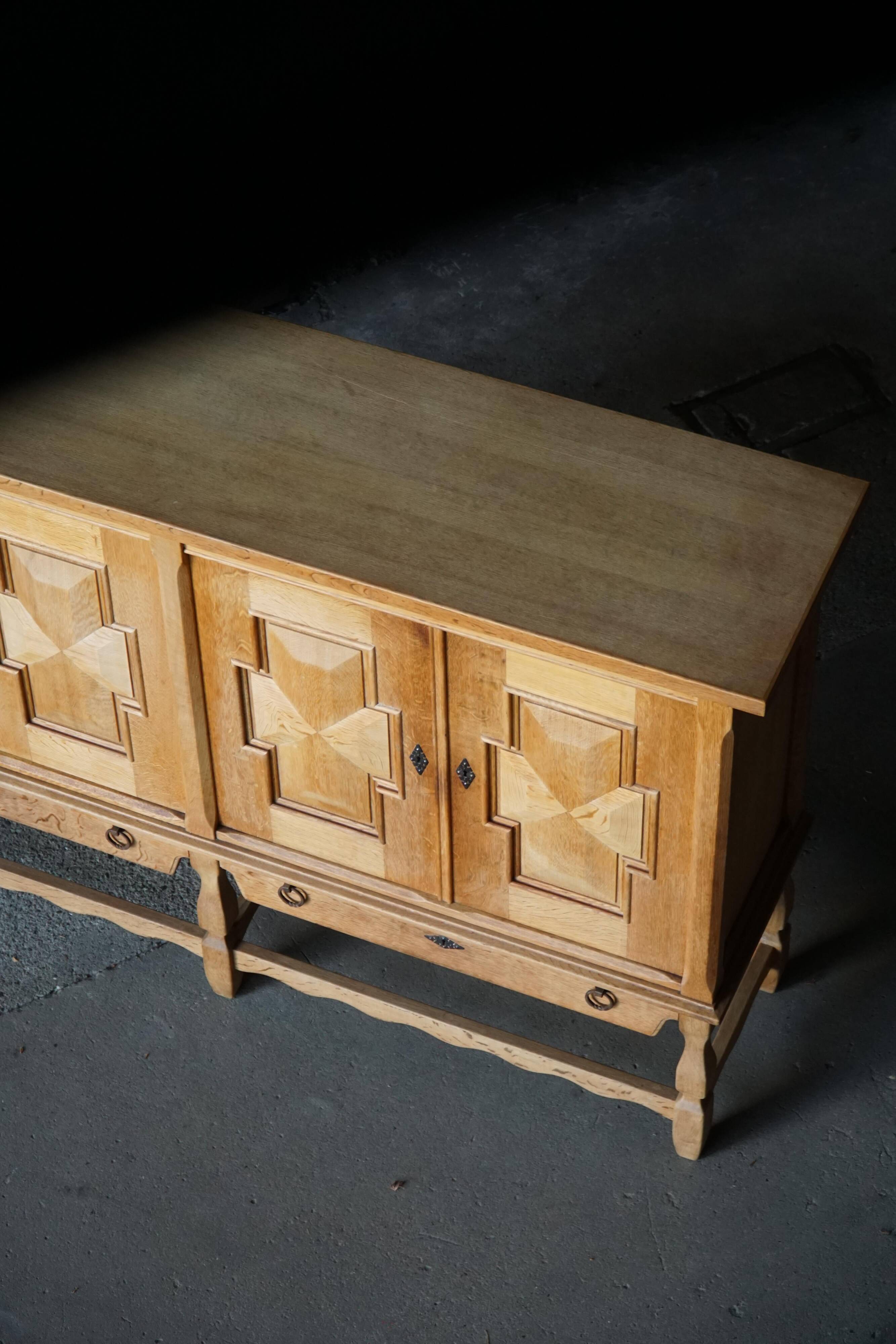 Henning Kjærnulf, buffet in oak, mid-century Danish, Nyrup Møbelfabrik, 1960s