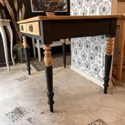 Bureau vintage en bois massif, 2 tiroirs