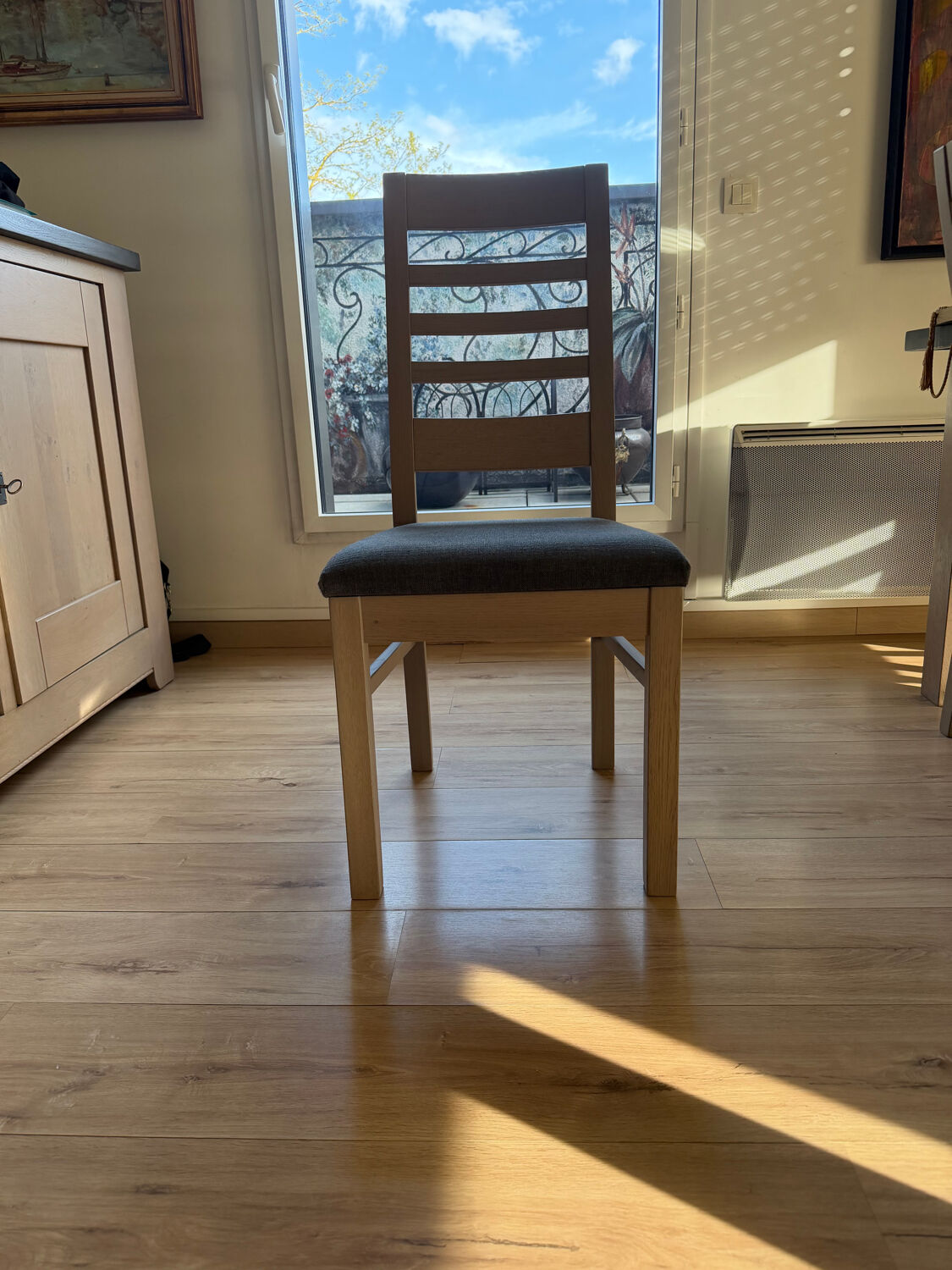 1 lot of 6 oak chairs