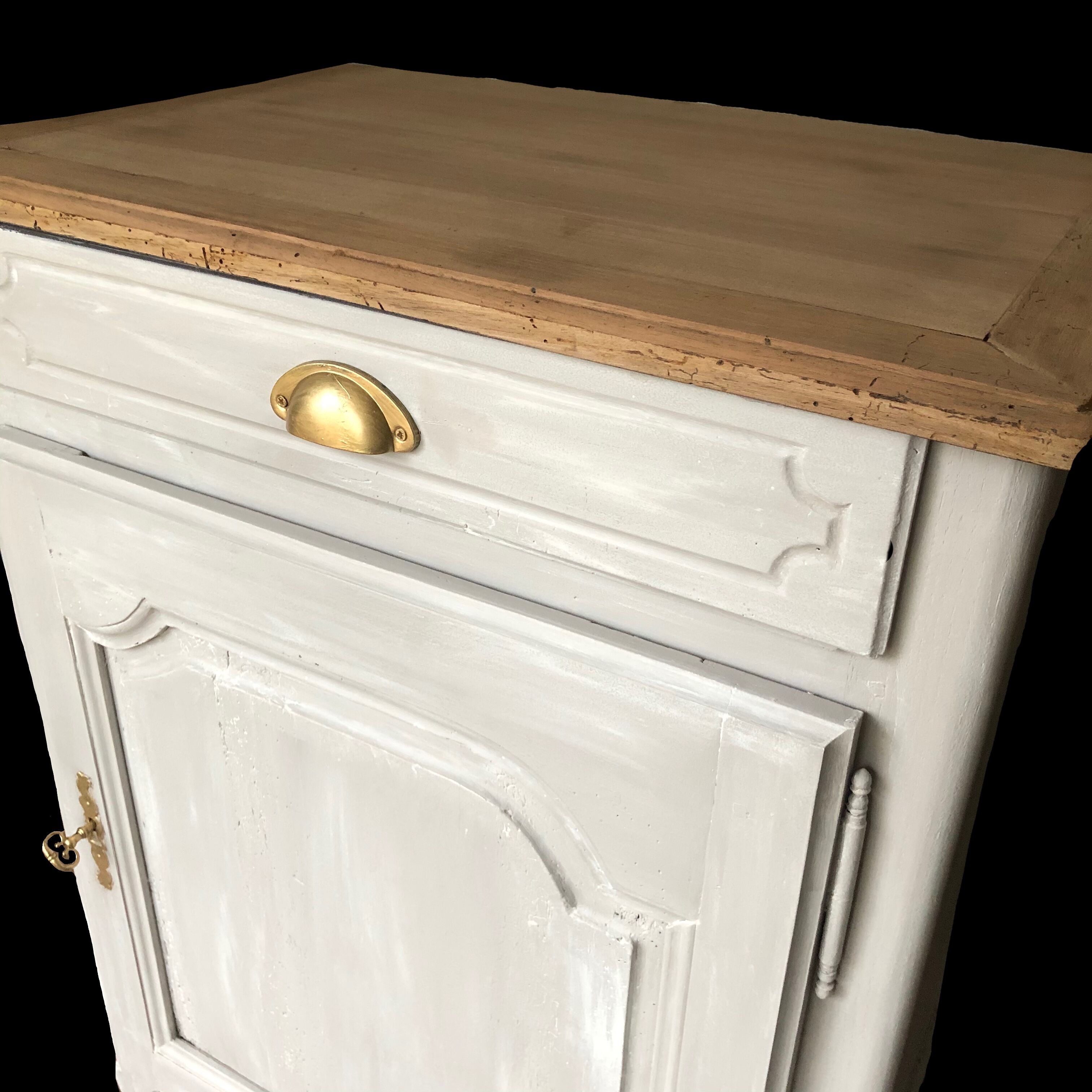 Storage cabinet chic countryside spirit