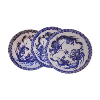 ancient Chinese porcelain plates