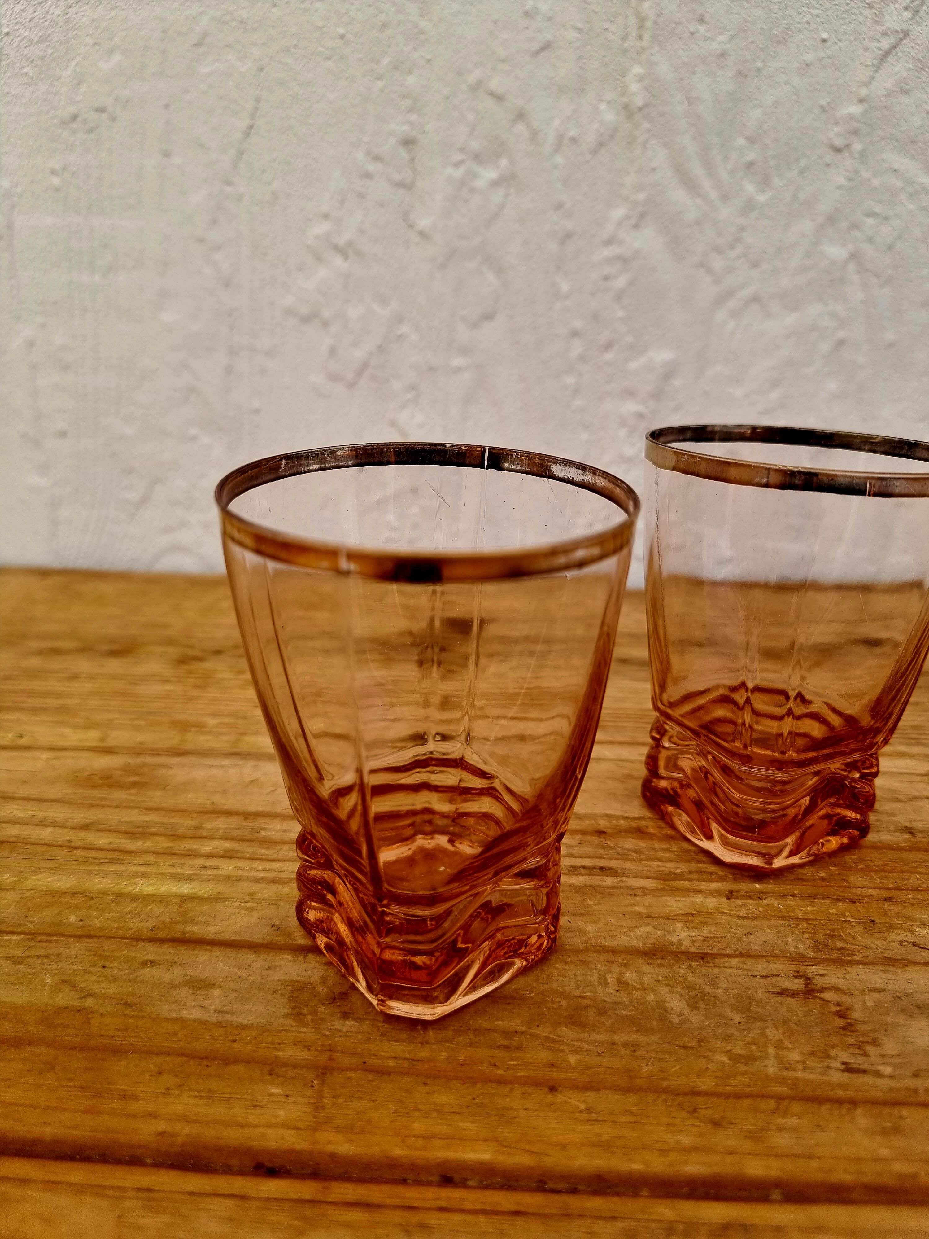 Set of 2 vintage rosaline glasses