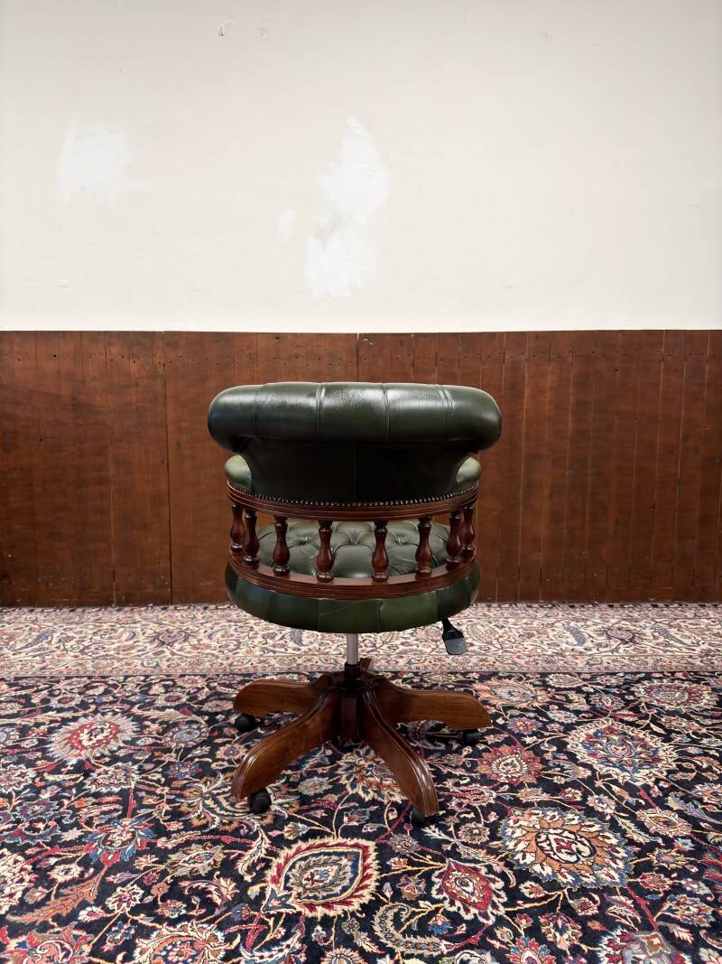 Chaise de bureau Chesterfield verte anglaise classique