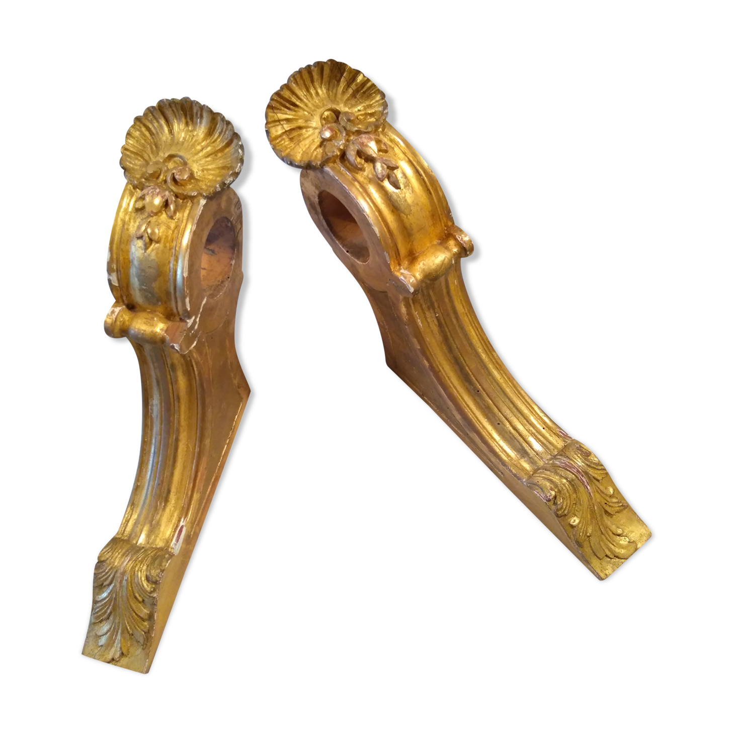 Paire d'équerres porte tringle bois doré XIXe
