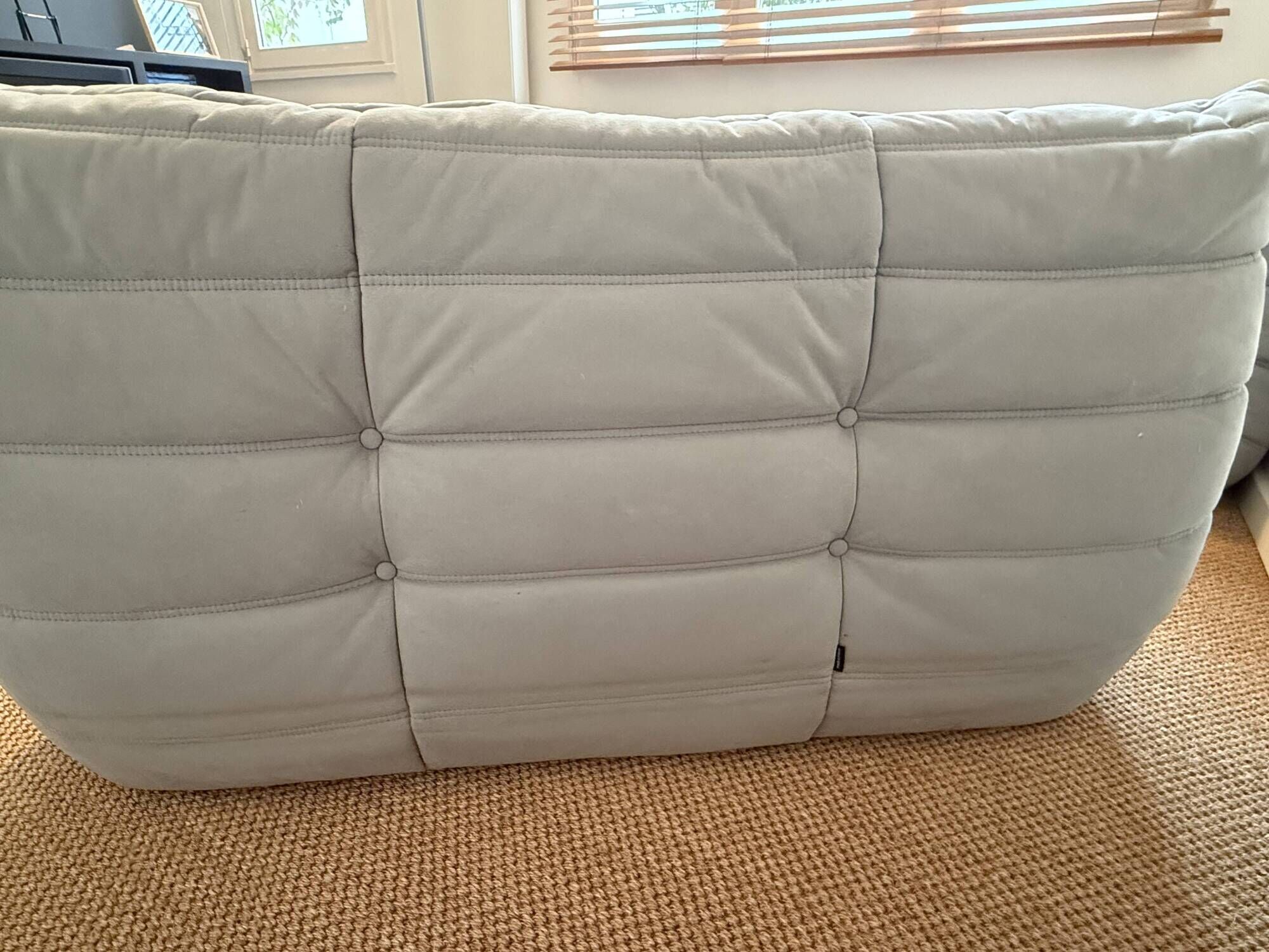 Un canapé d’angle ligne roset modèle togo2 fois 2 places + fauteuil d’angle