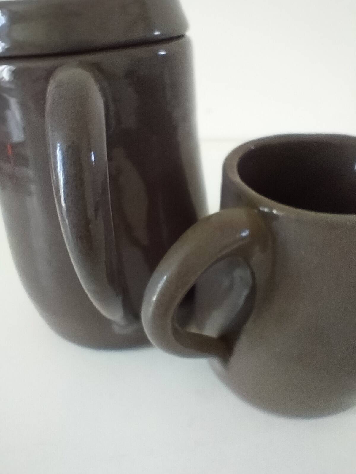 Duo verseuse et pot à lait en grès brun – céramique vintage