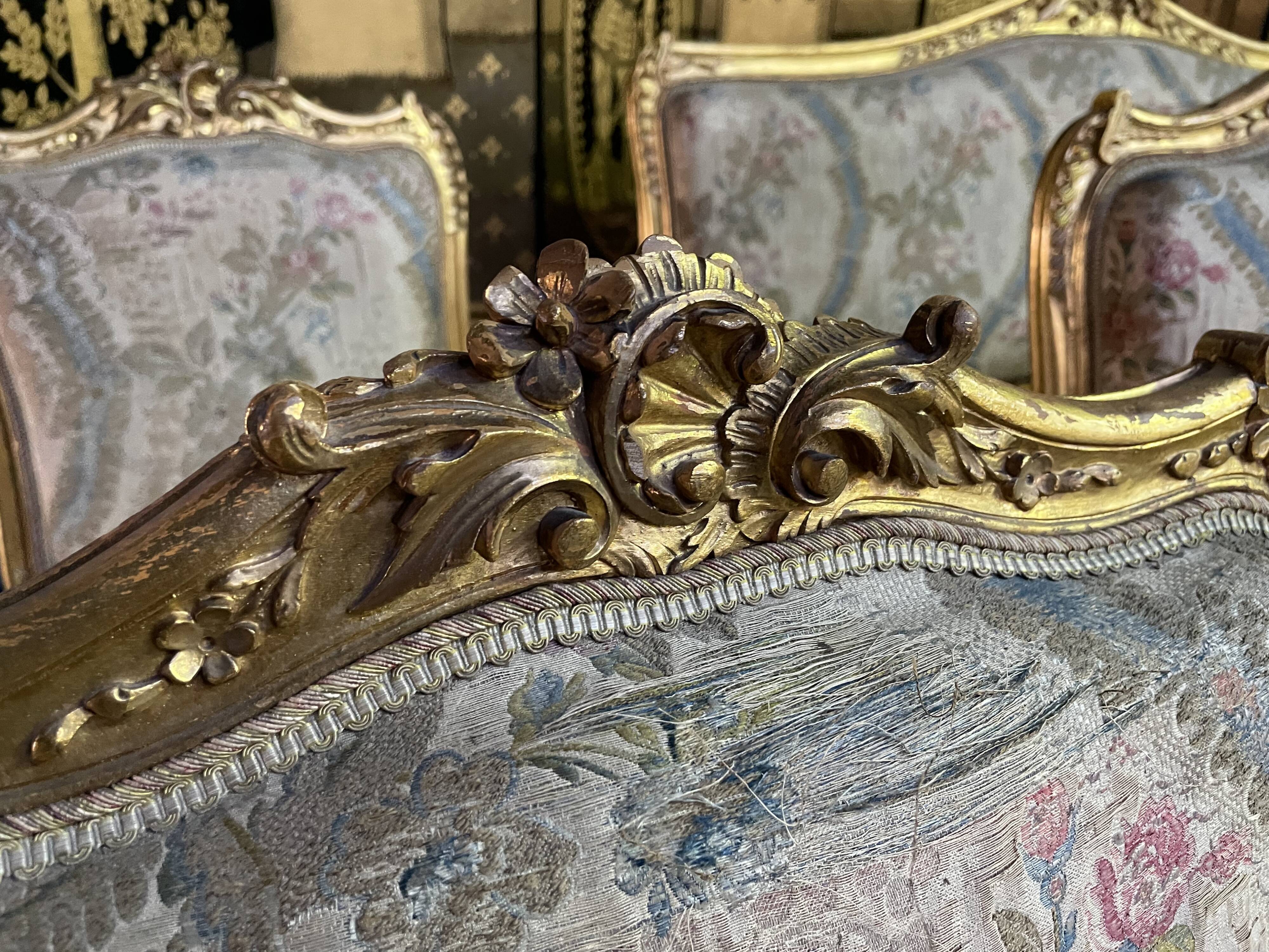 Complete living room louis style gilded wood