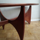 Astro oval coffee table - designer Victor Wilkins - edition g plan - 1960