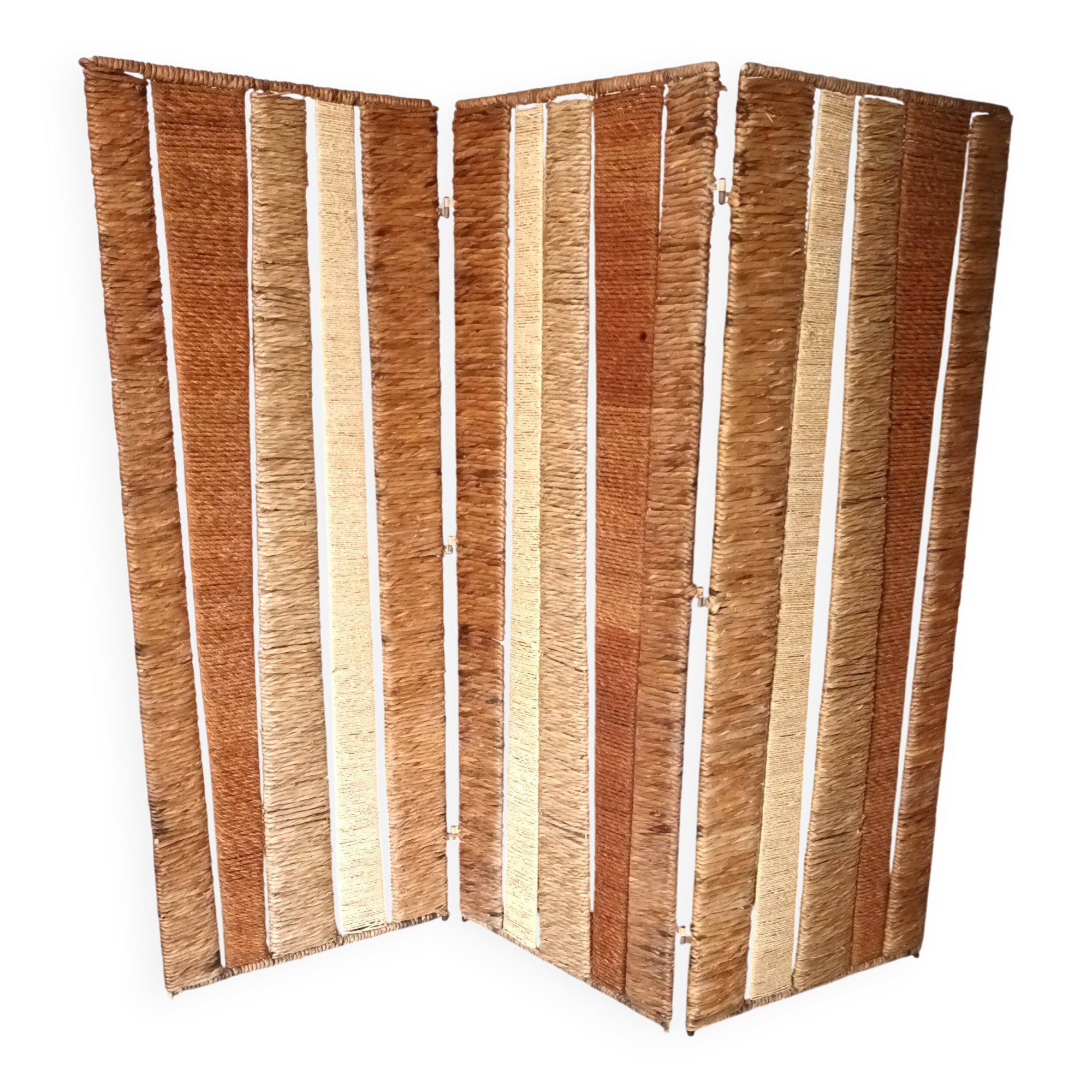 Three-panel screen in natural fibre