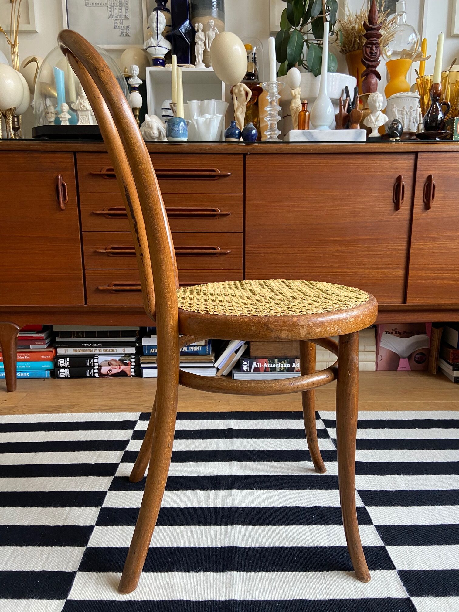 Thonet chair No.218 in beech and canning 30'