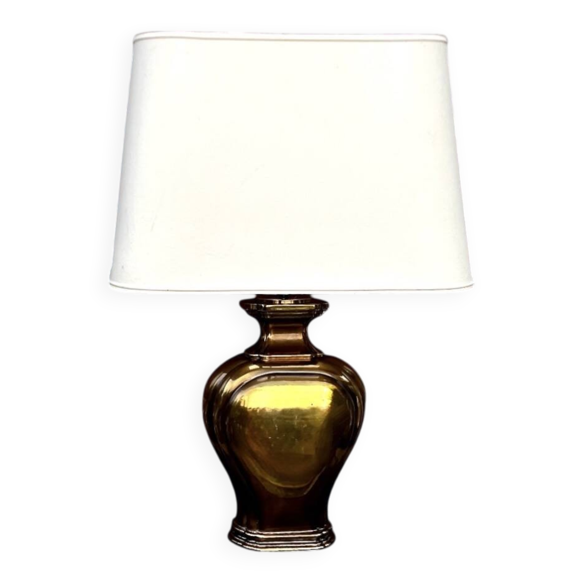 Large Deknudt lamp in varnished gold brass, 1970s.