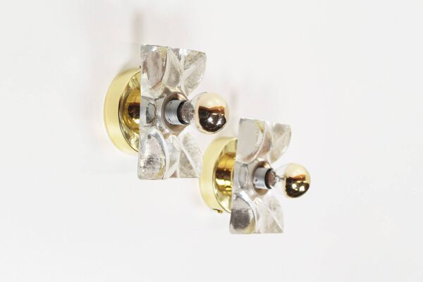 Ensemble (2) de petites appliques murales en laiton et verre des années 1970 par Sische