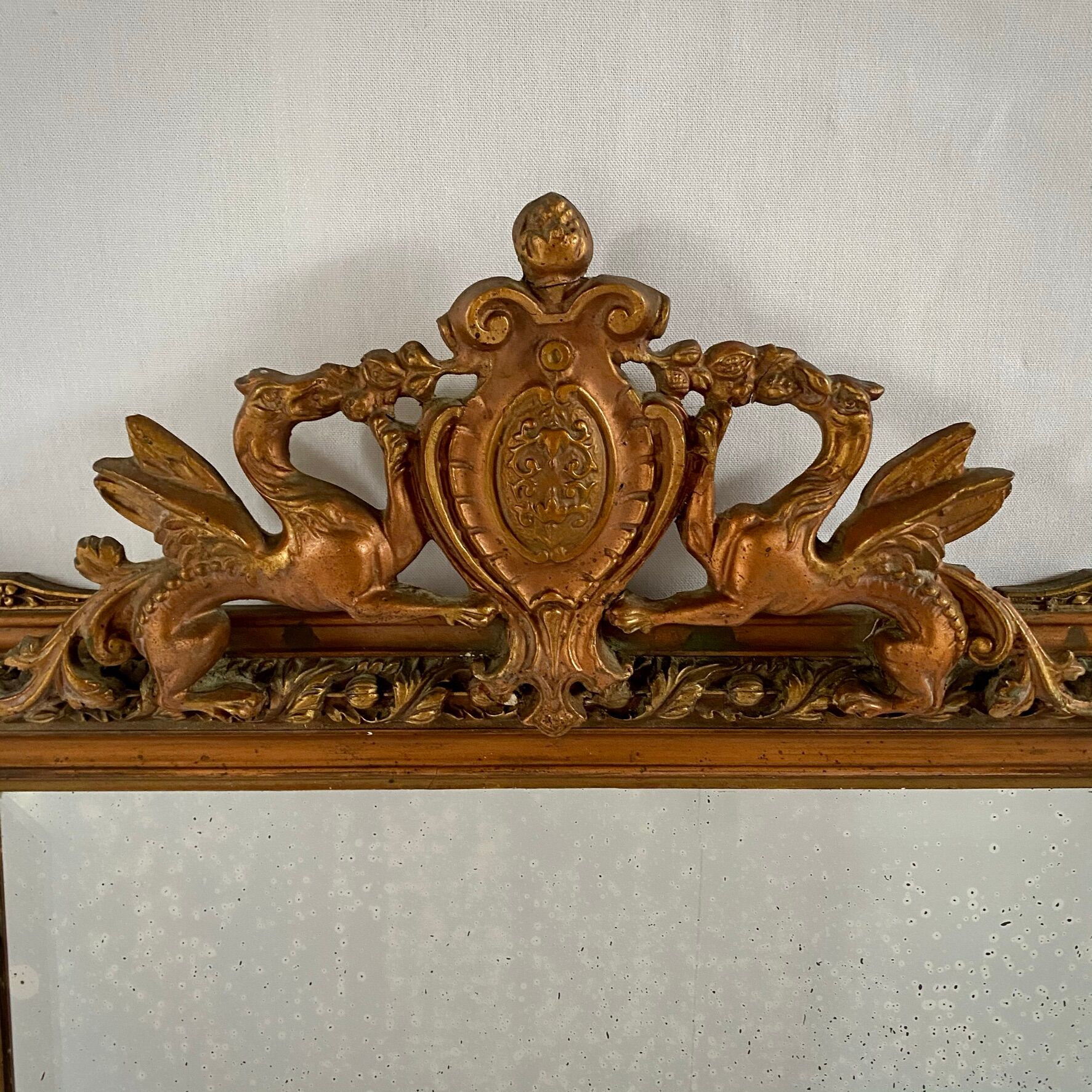 Mirror Napoleon III, gilded with pediment - 105x67cm