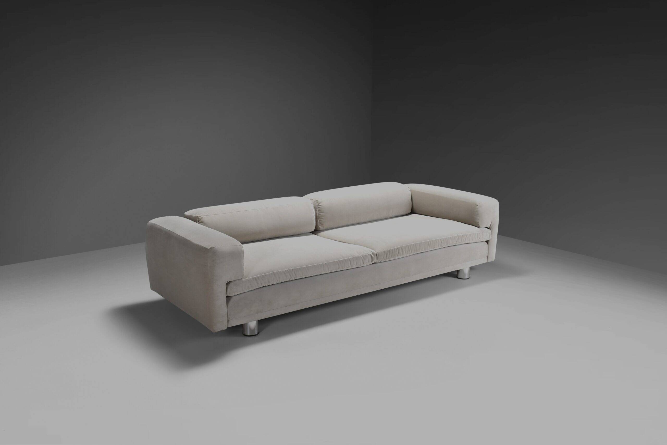 Howard Keith 'Diplomat' sofa for HK Furniture, UK 1970S