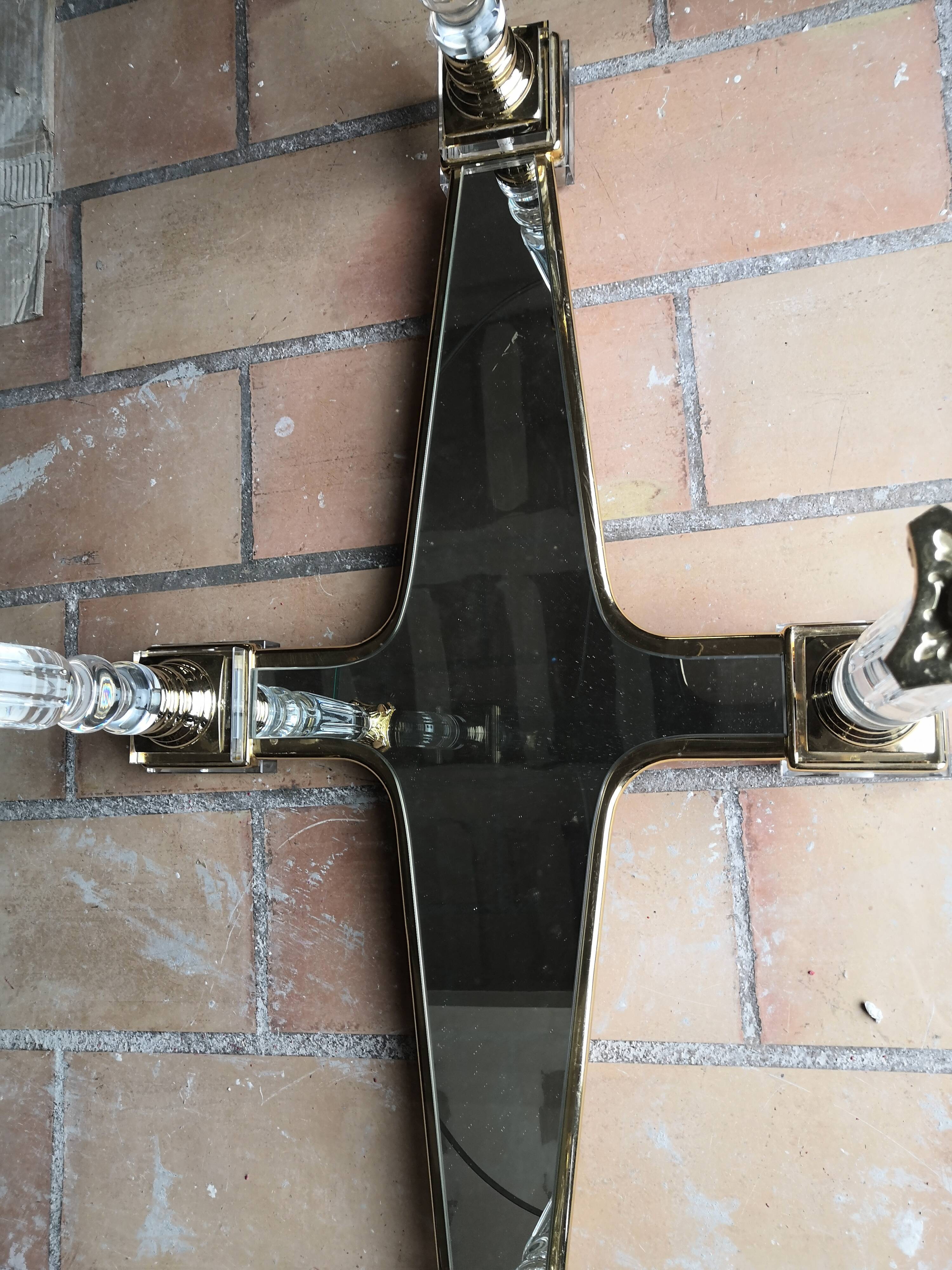 Glass and plexiglas coffee table altuglas