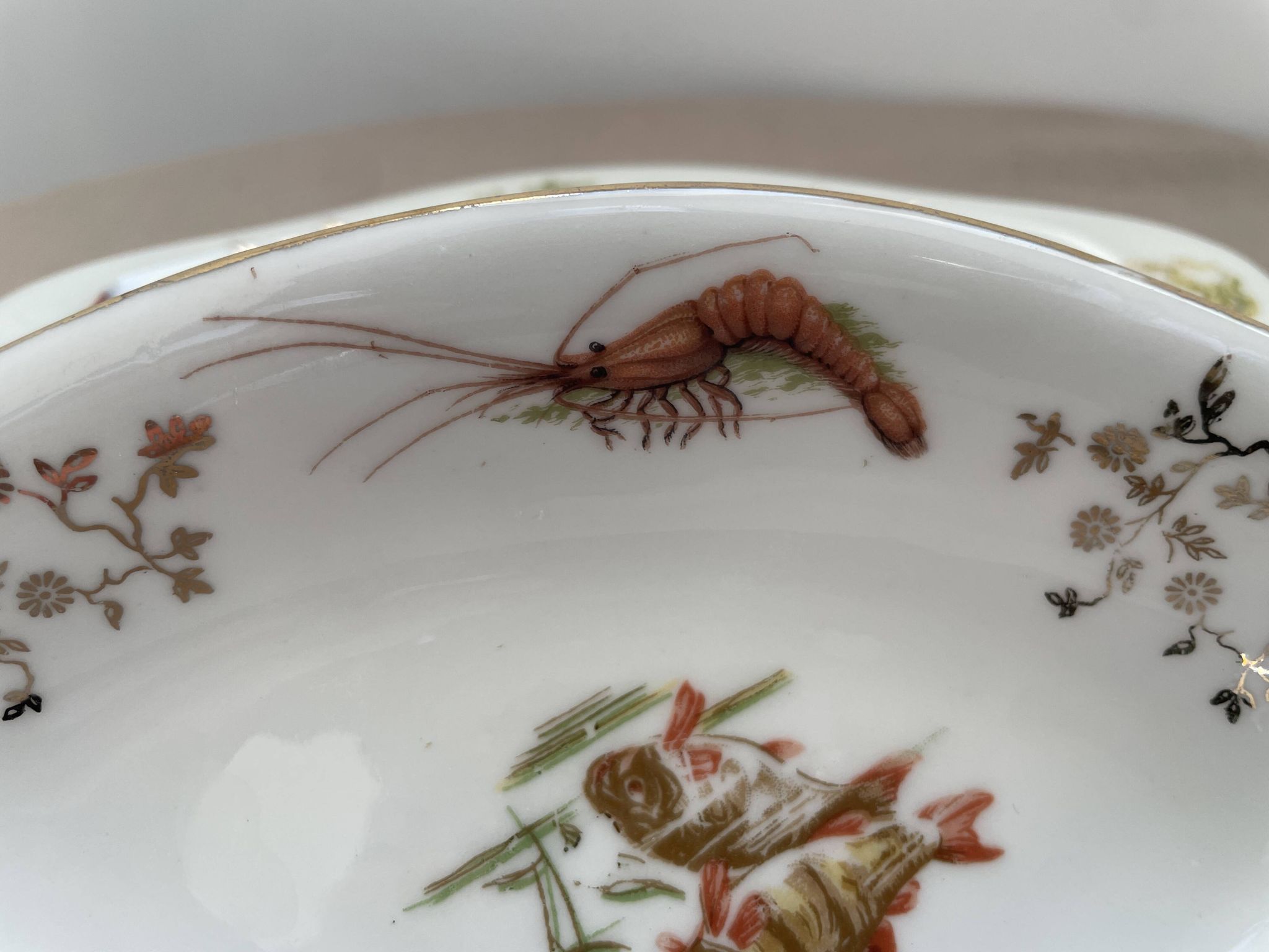 Pair of vintage marine-themed dishes in Berry porcelain.
