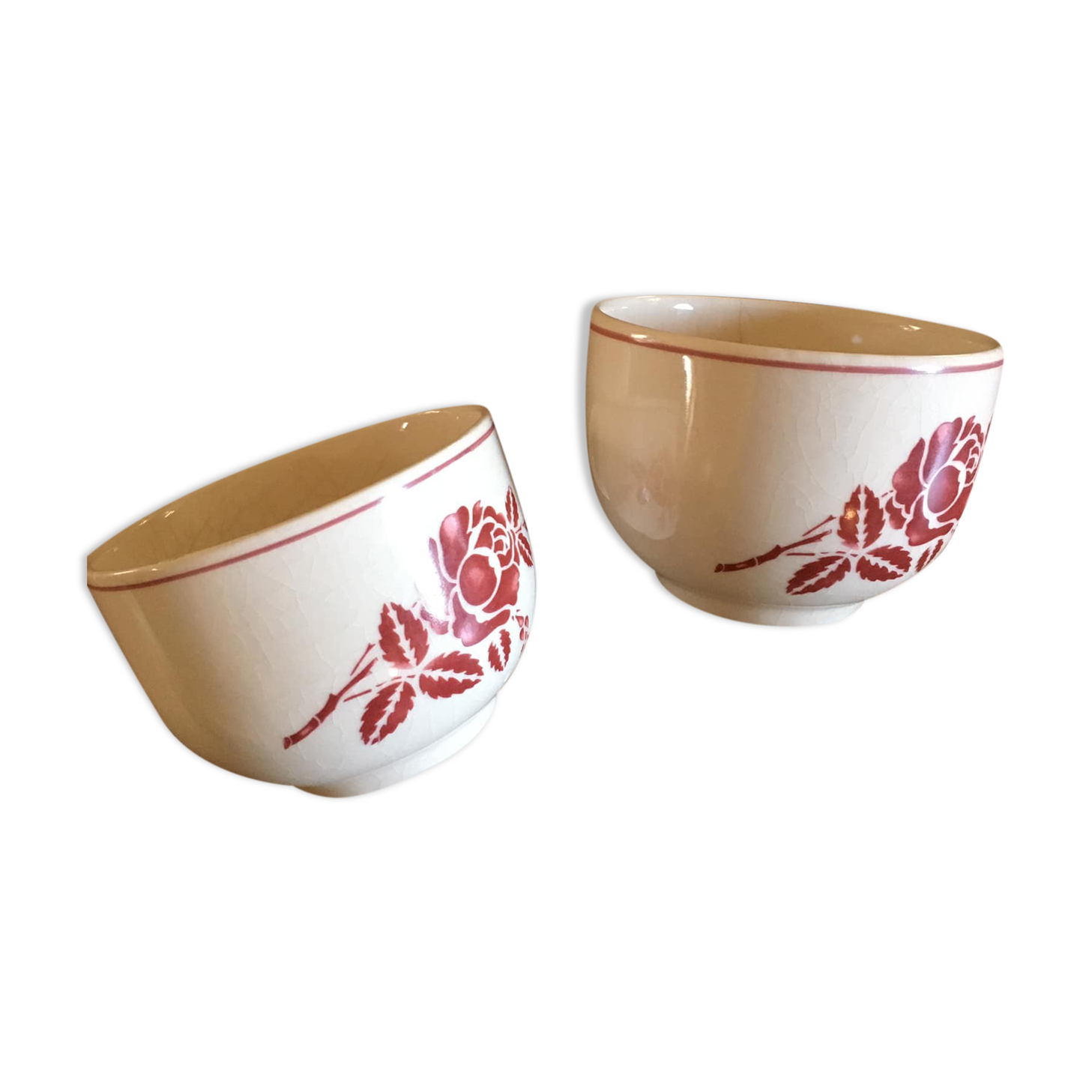2 antique earthenware cups, red flower motifs