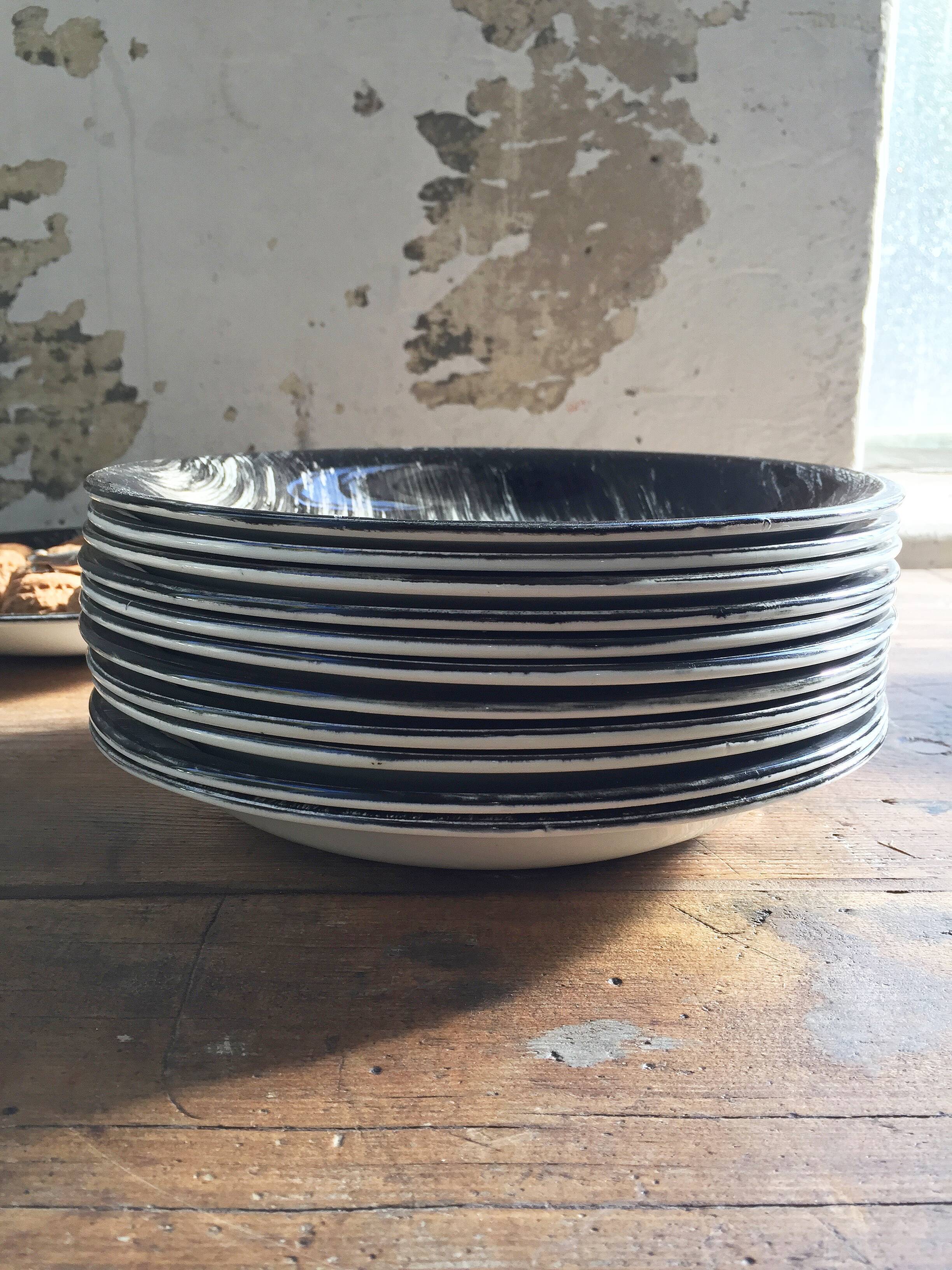 Lot of Salins graphic plates