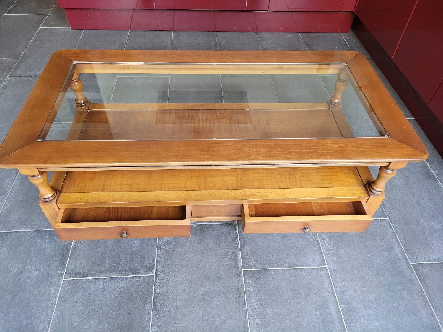 Coffee table with 2 drawers in solid cherry wood and glass.