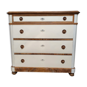 Commode en noyer